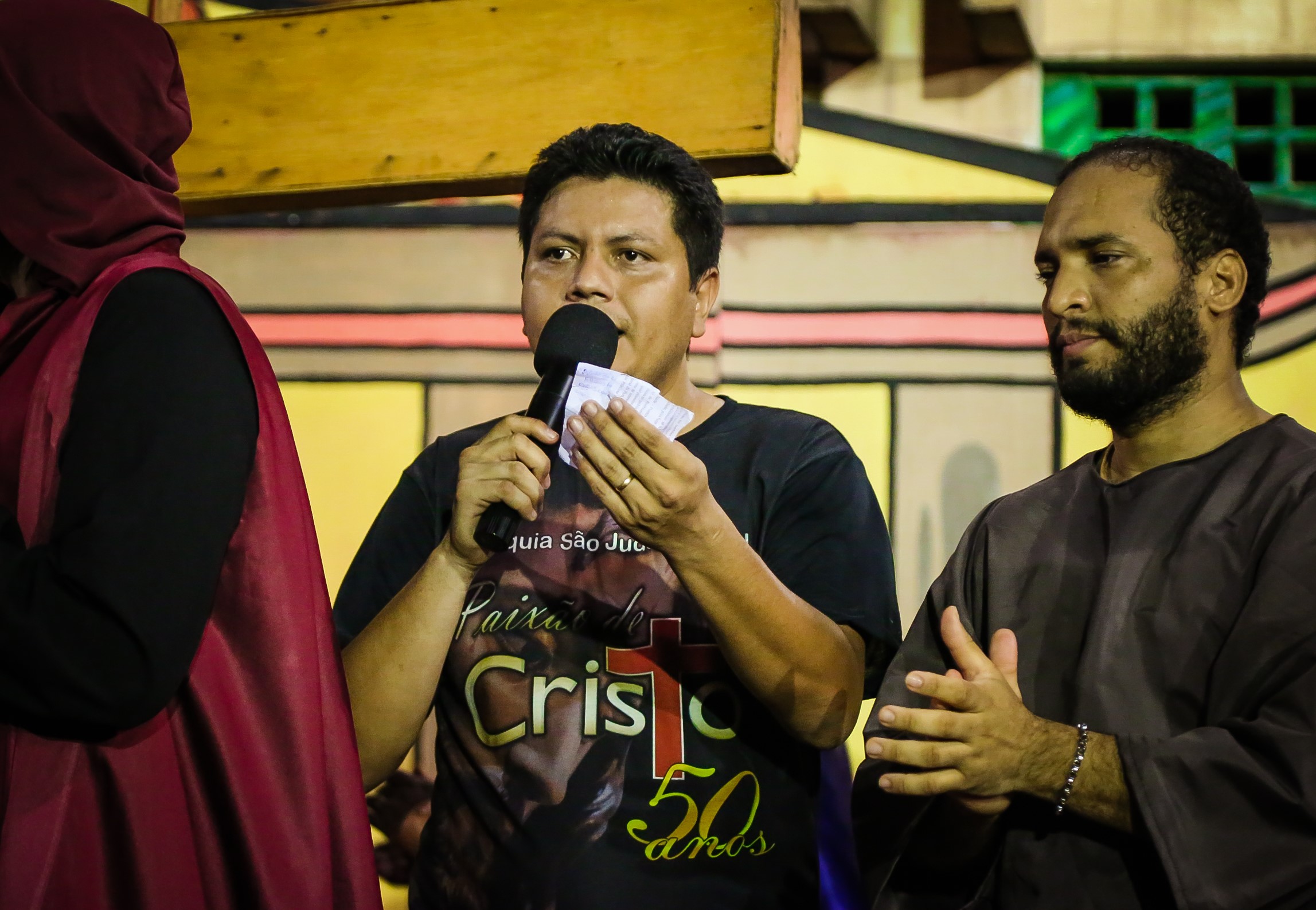 Encenação da Paixão de Cristo emociona moradores da Condor