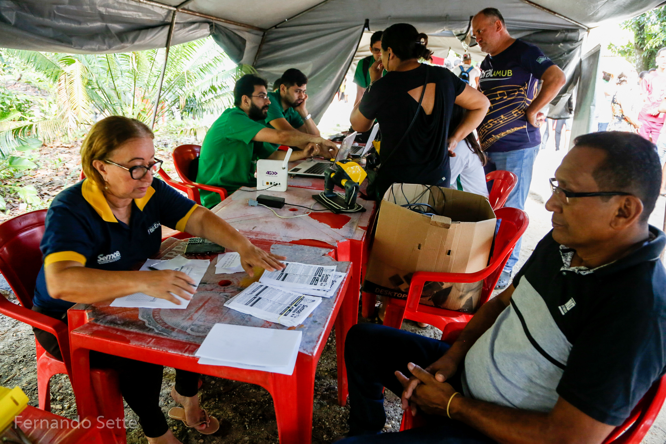 Ação social da Funbosque atende milhares de moradores de Outeiro e região das ilhas
