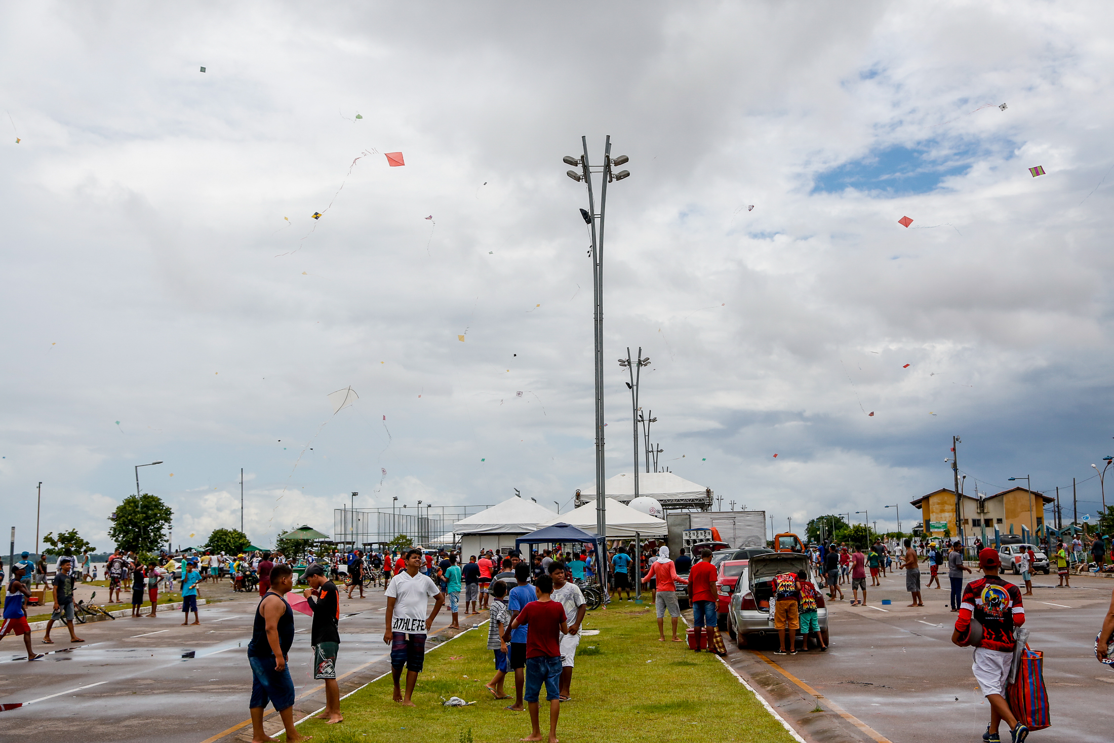 Terceiro Festival de Pipas enche o céu de Belém de cor