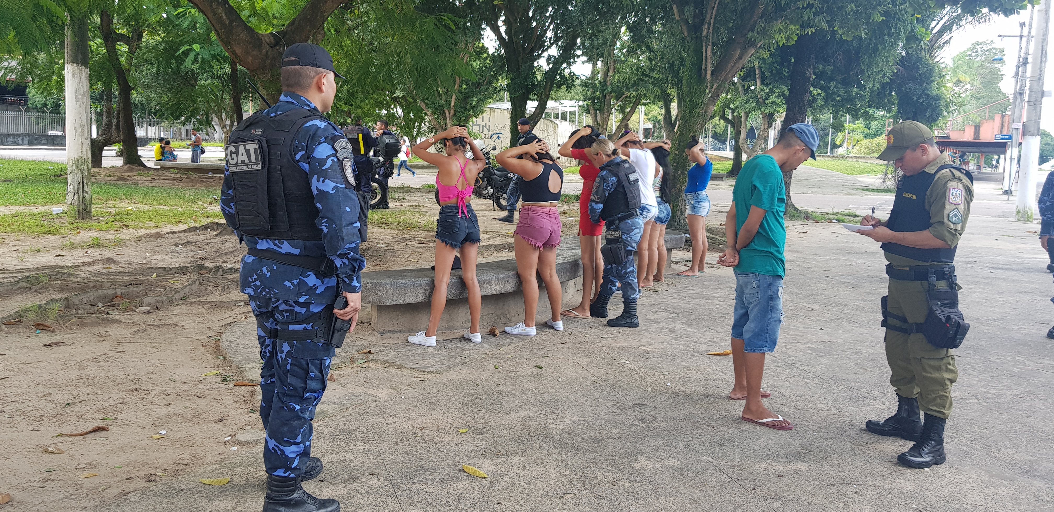 Operação Praça Segura, da Guarda Municipal, aborda 36 suspeitos neste domingo