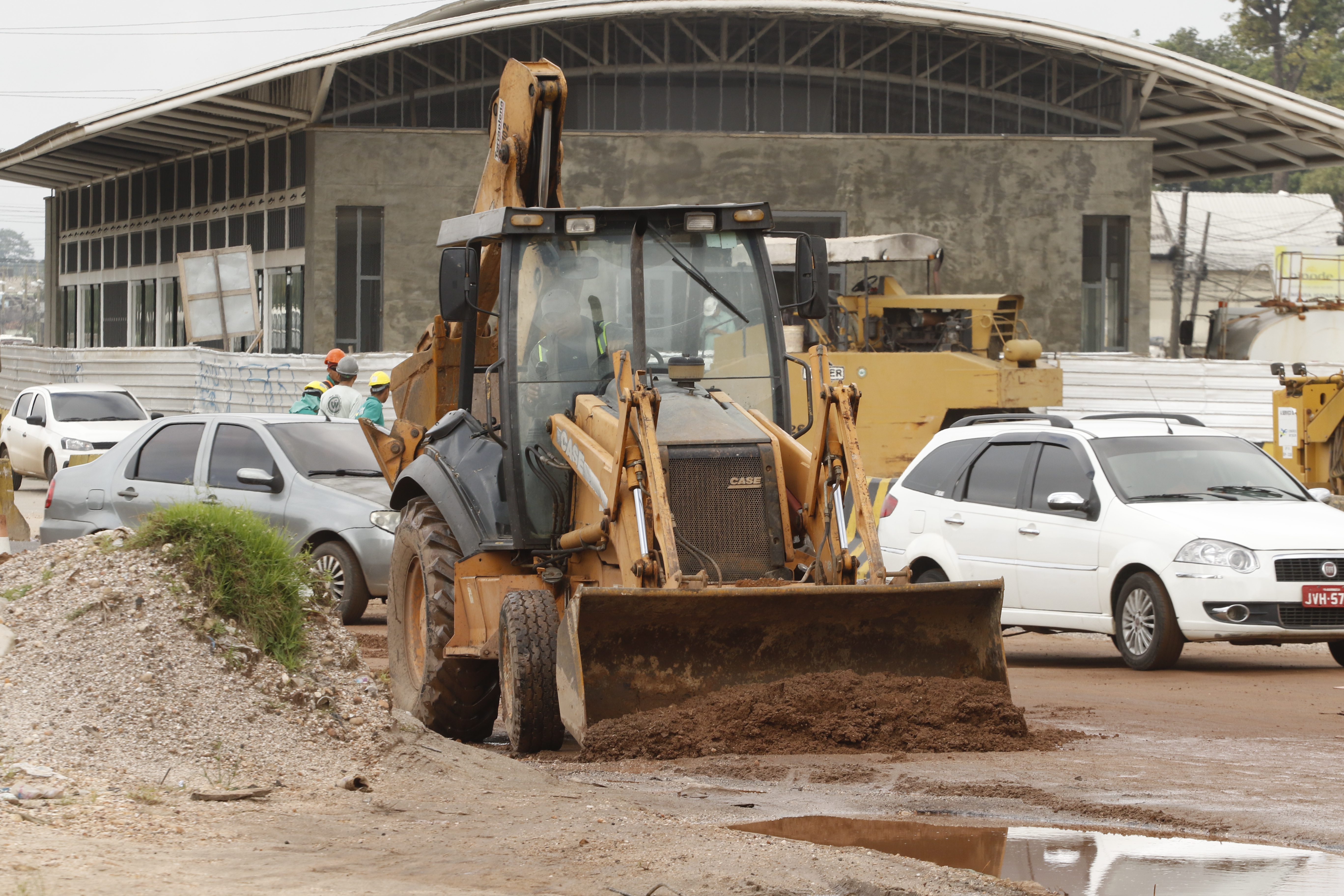 Pista próxima ao terminal Tapanã será interditada para avanço das obras do BRT