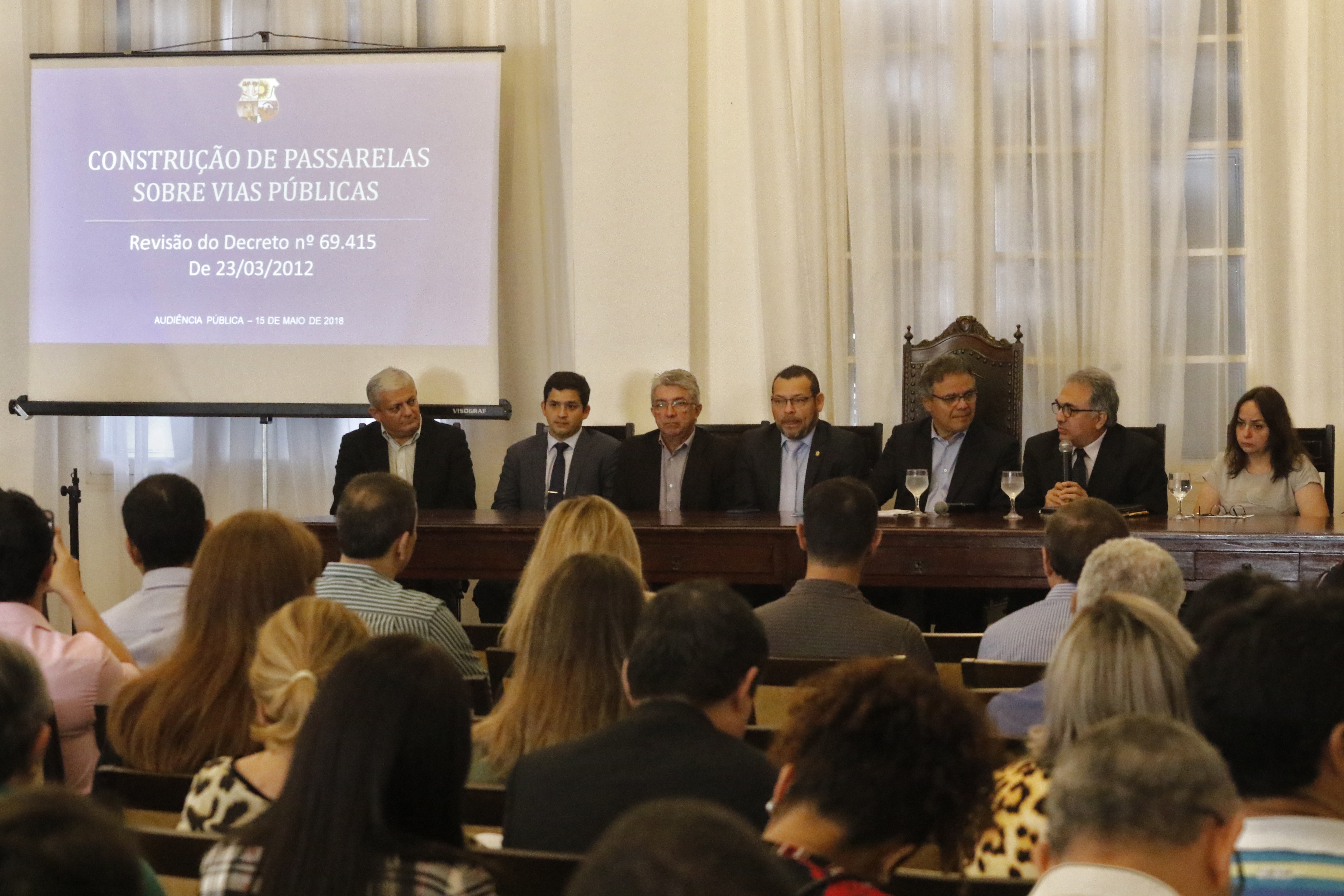 Alteração da norma para construção de passarelas particulares é debatida