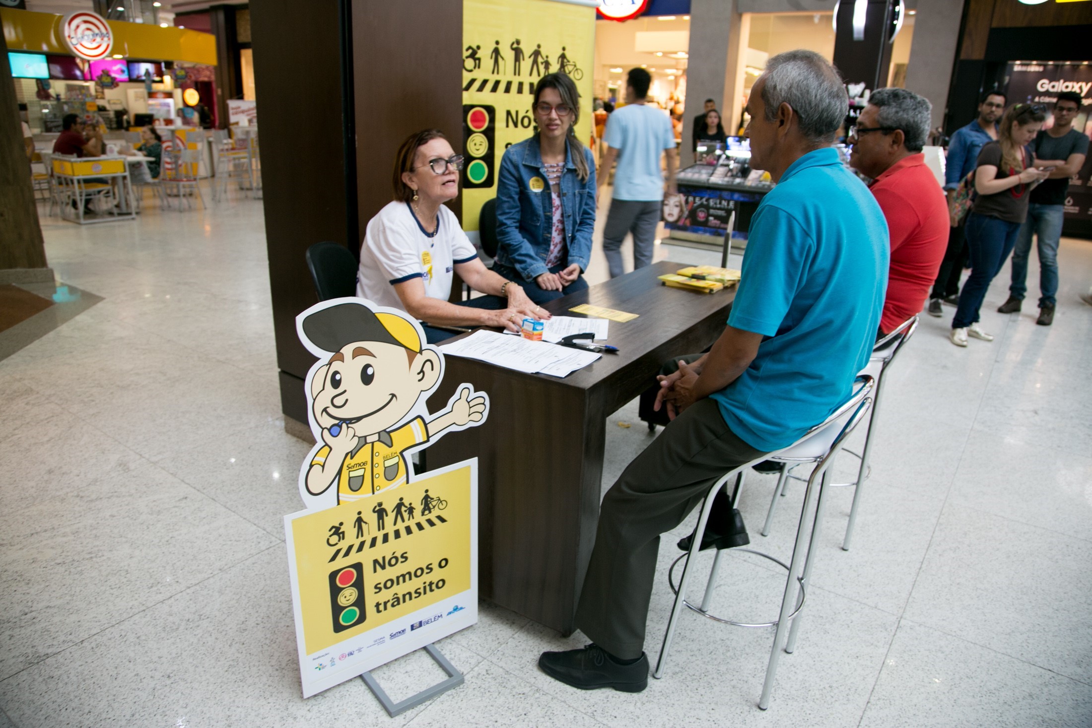 Campanha sobre o uso de vagas especiais termina nesta sexta com bom humor e informação