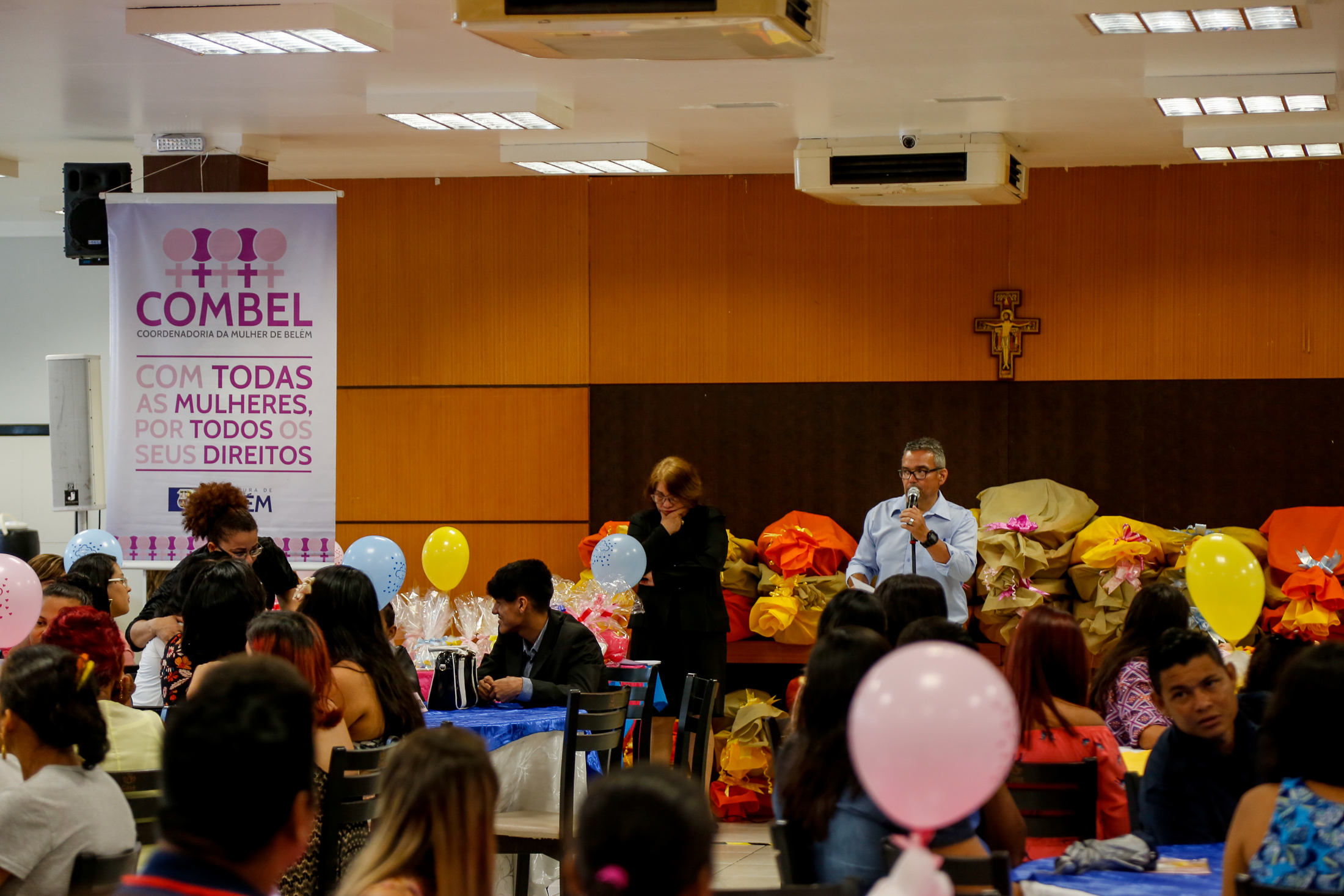 Mais de 100 grávidas têm chá coletivo na Semana do Bebê