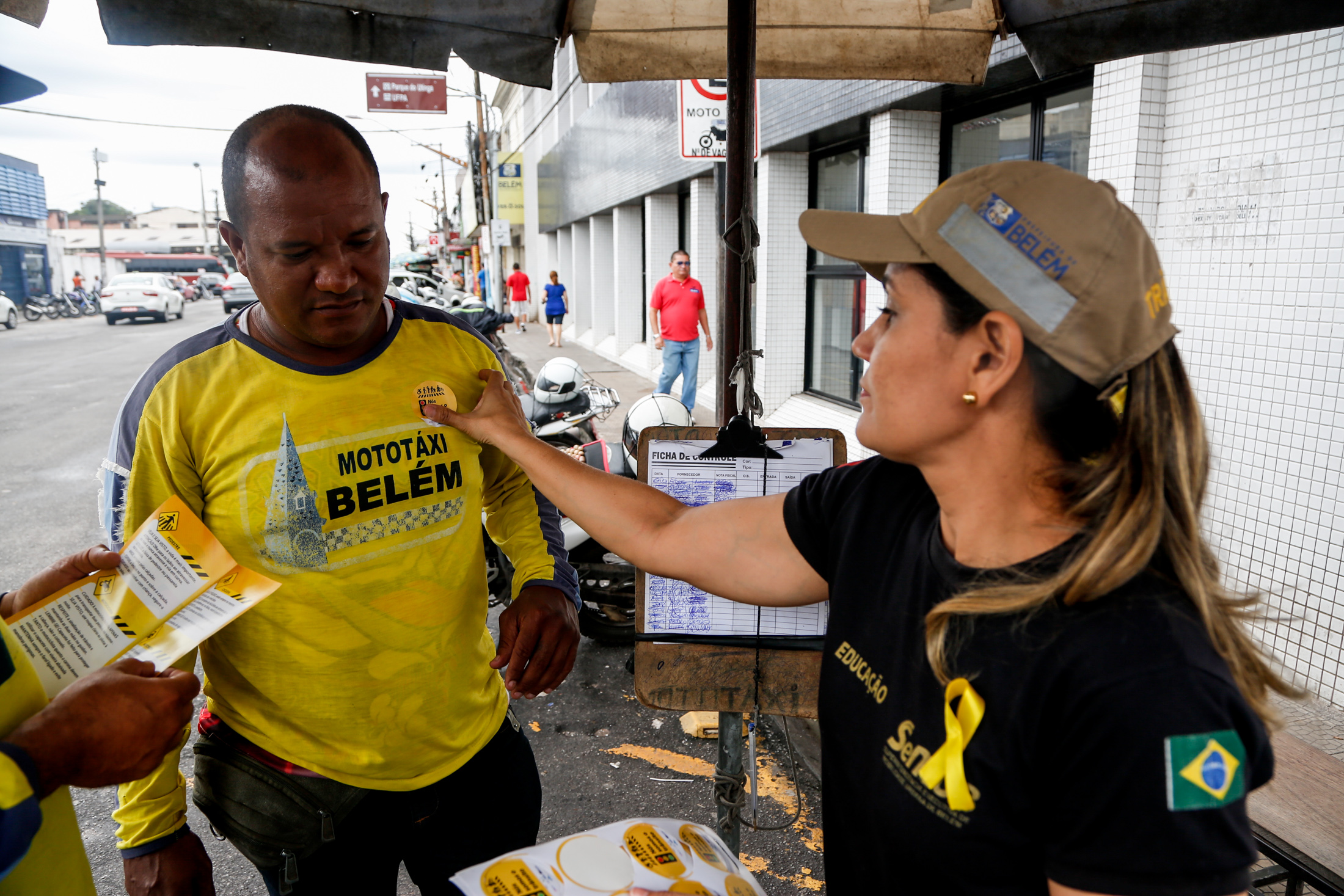 Semob faz Pit Stop Educativo em São Brás para orientar motociclistas