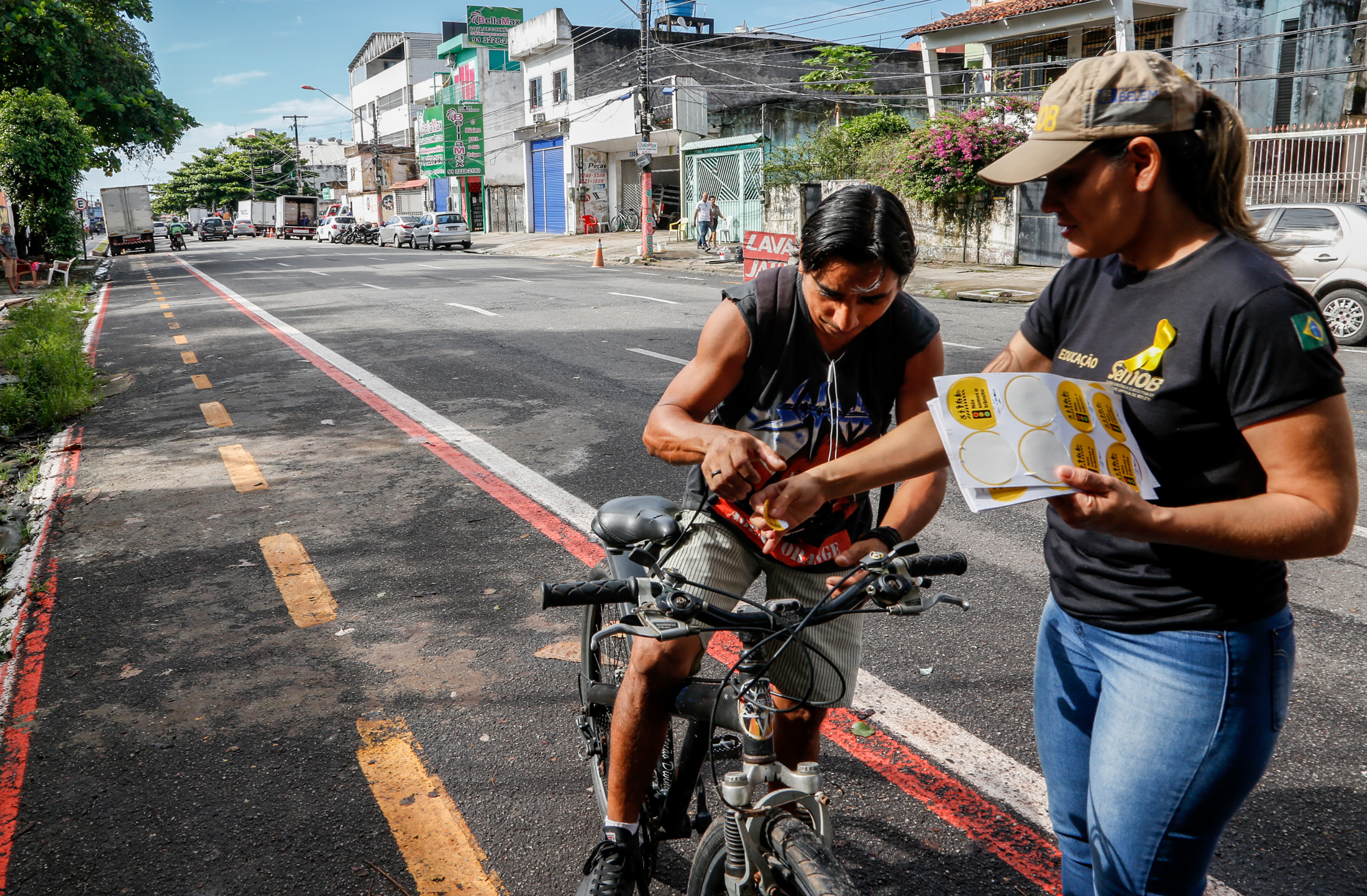 Semob aborda ciclistas em Pit Stop Educativo na Vileta