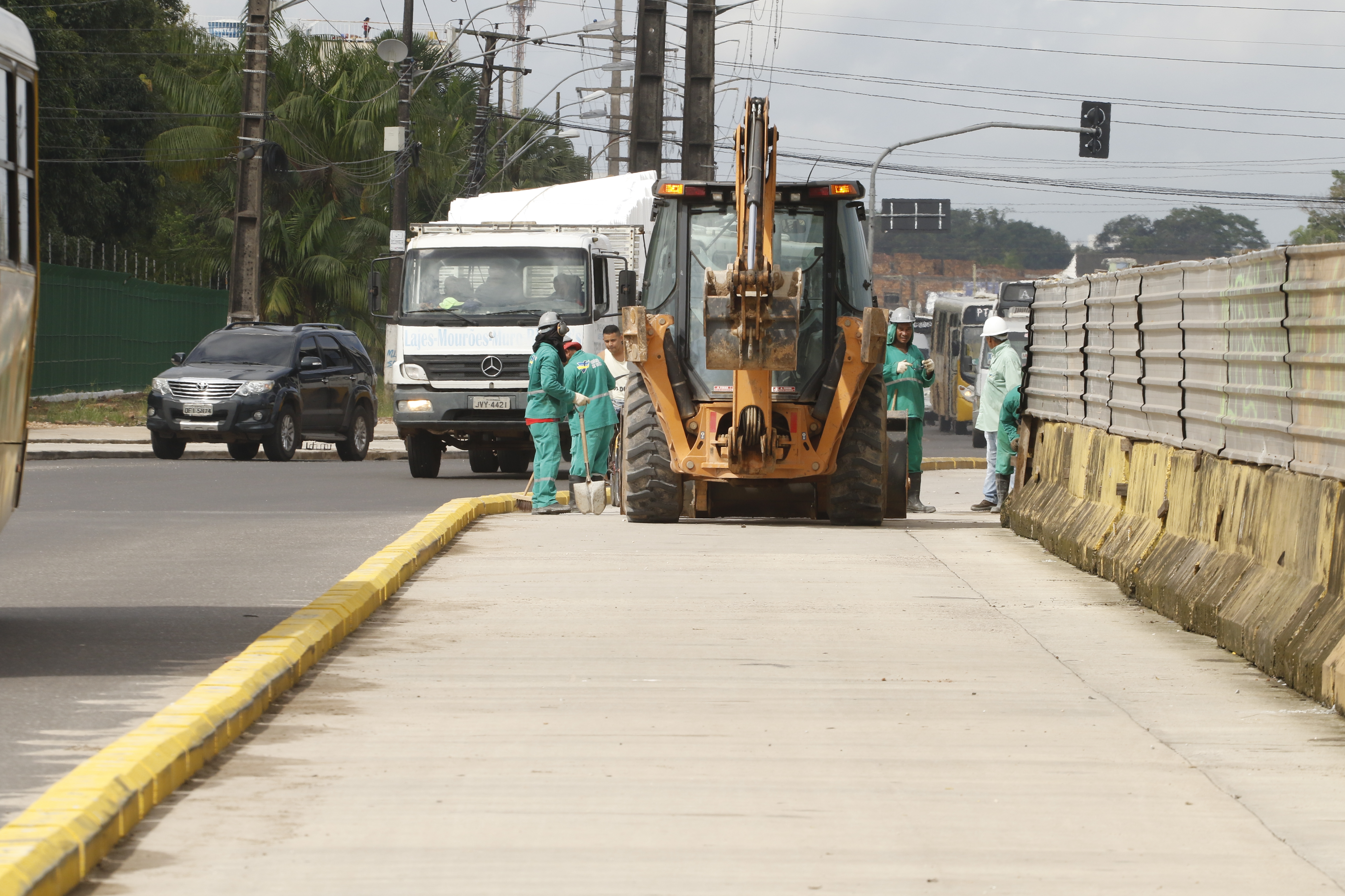 Greve de caminhoneiros afeta obras e serviços da Prefeitura de Belém