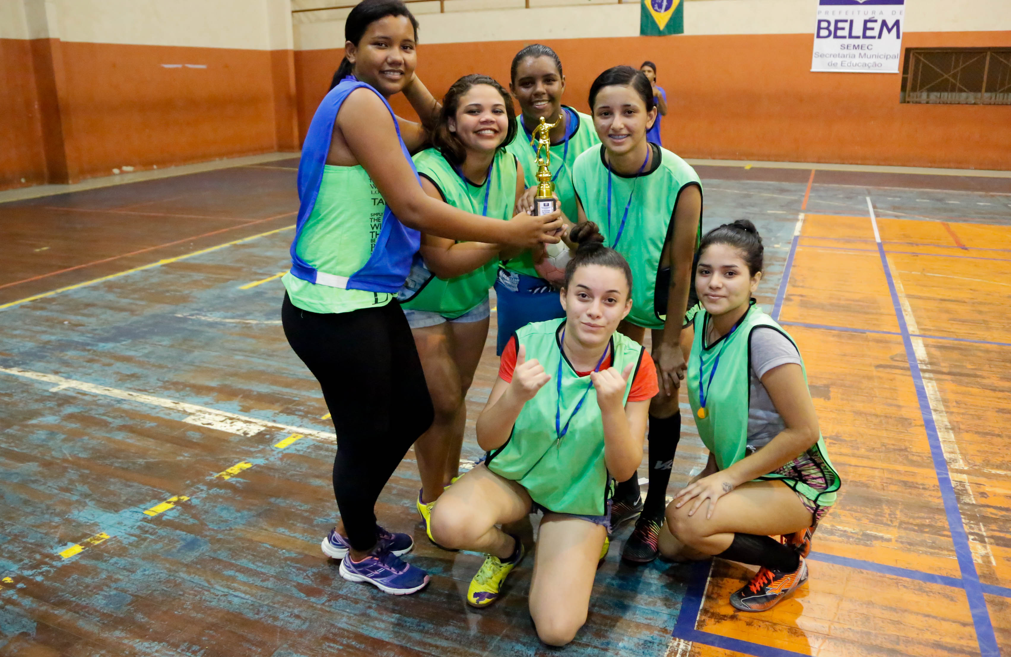 Torneio de Futsal da Educação de Jovens e Adultos reúne 24 escolas da Prefeitura