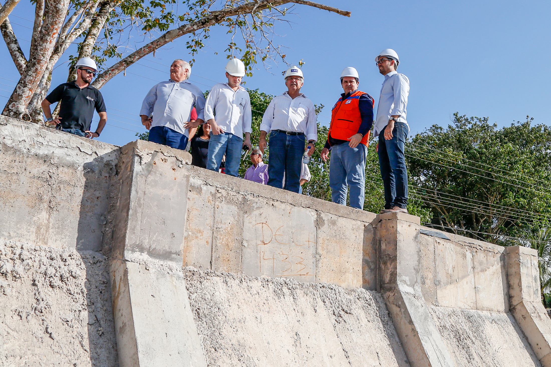 Ministro da Integração visita as obras de prevenção à erosão da orla de Mosqueiro