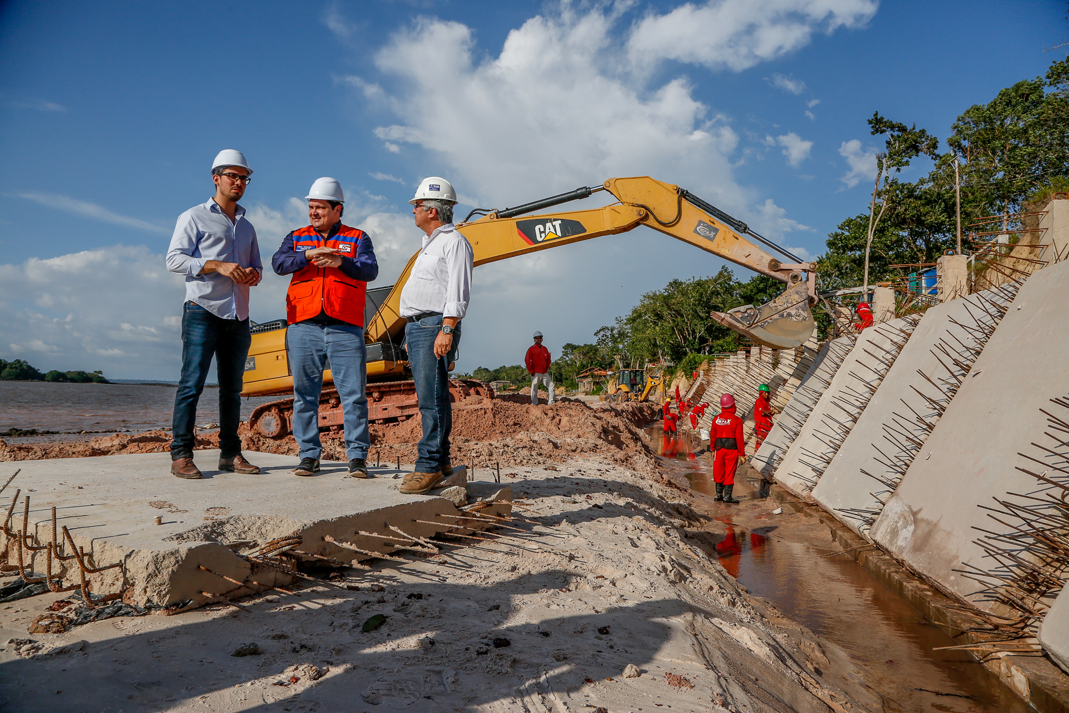 Ministro da Integração visita as obras de prevenção à erosão da orla de Mosqueiro