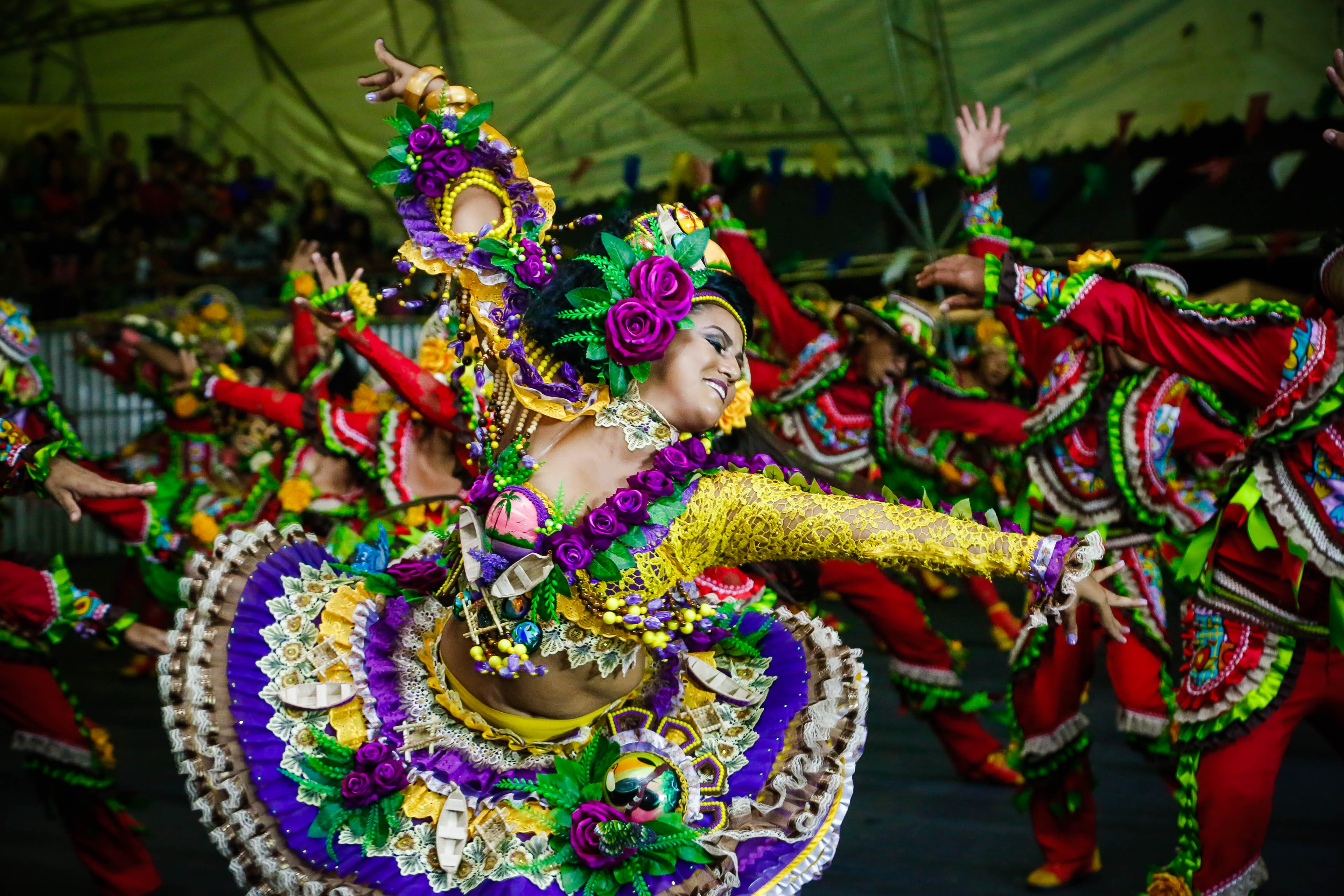 Arena do “Arraiá da Capitá” recebe centenas de pessoas no 2º dia de festas