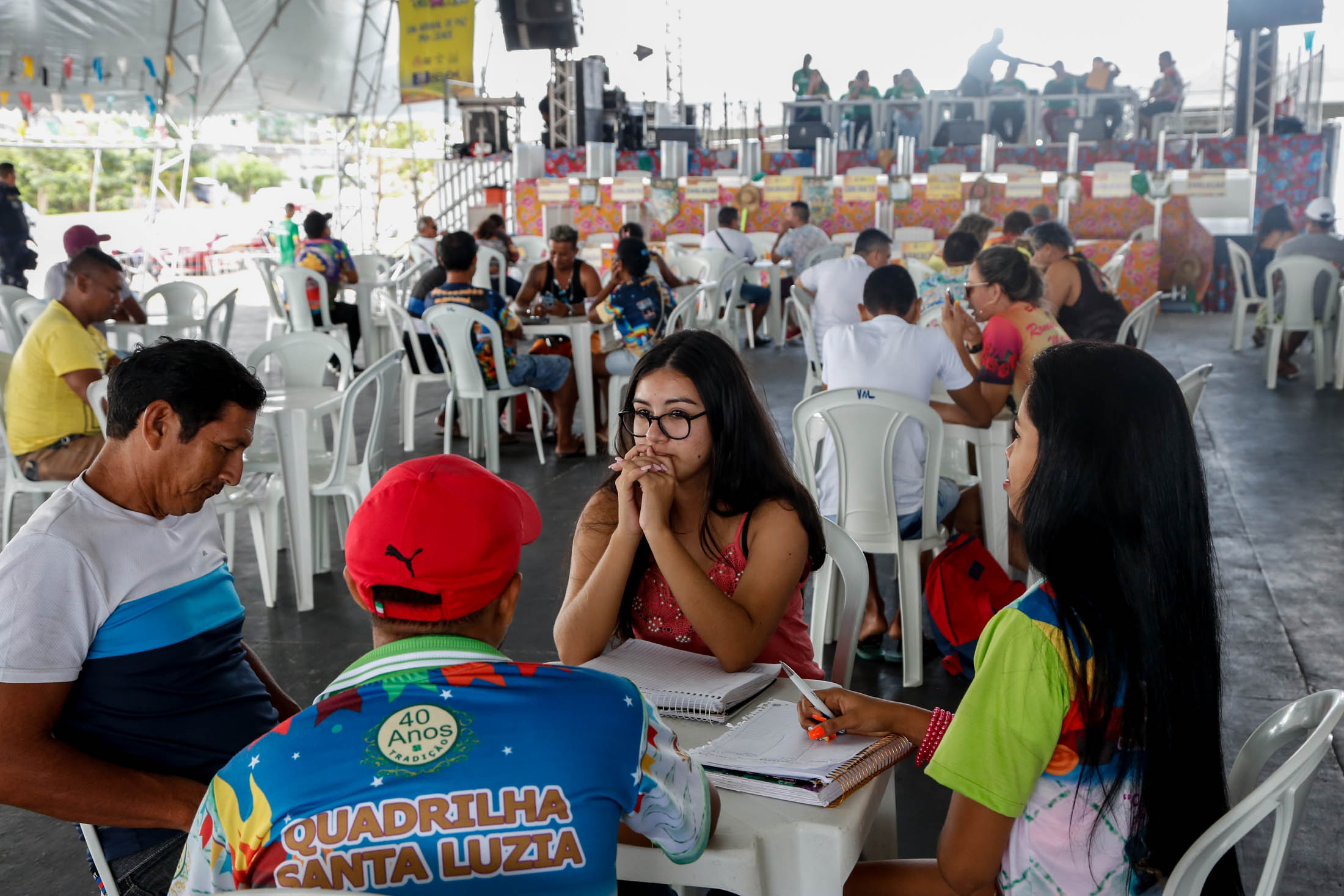 Vinte quadrilhas juninas seguem na disputa do concurso oficial de 2018