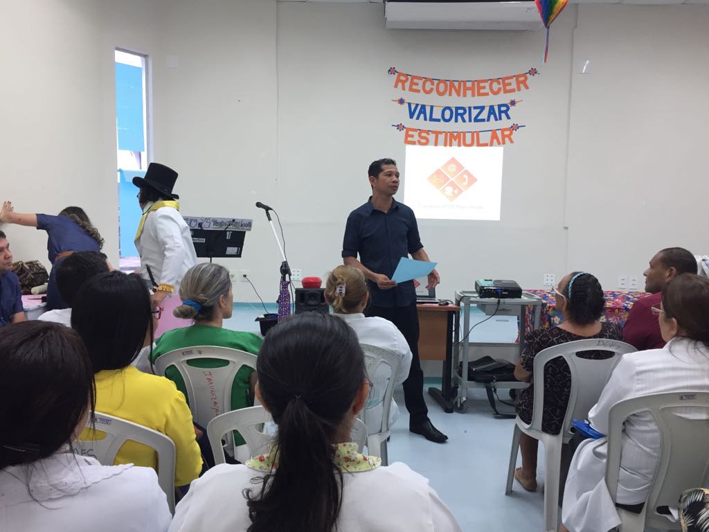 Servidores são homenageados através de Cartas de Reconhecimento