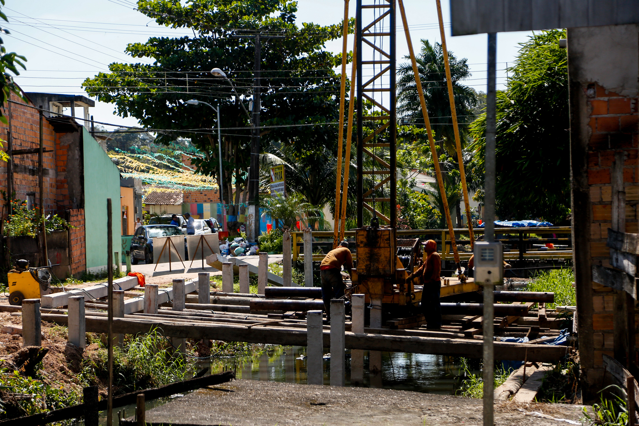 Canais do bairro Curió Utinga recebem saneamento e dragagem para combater alagamentos