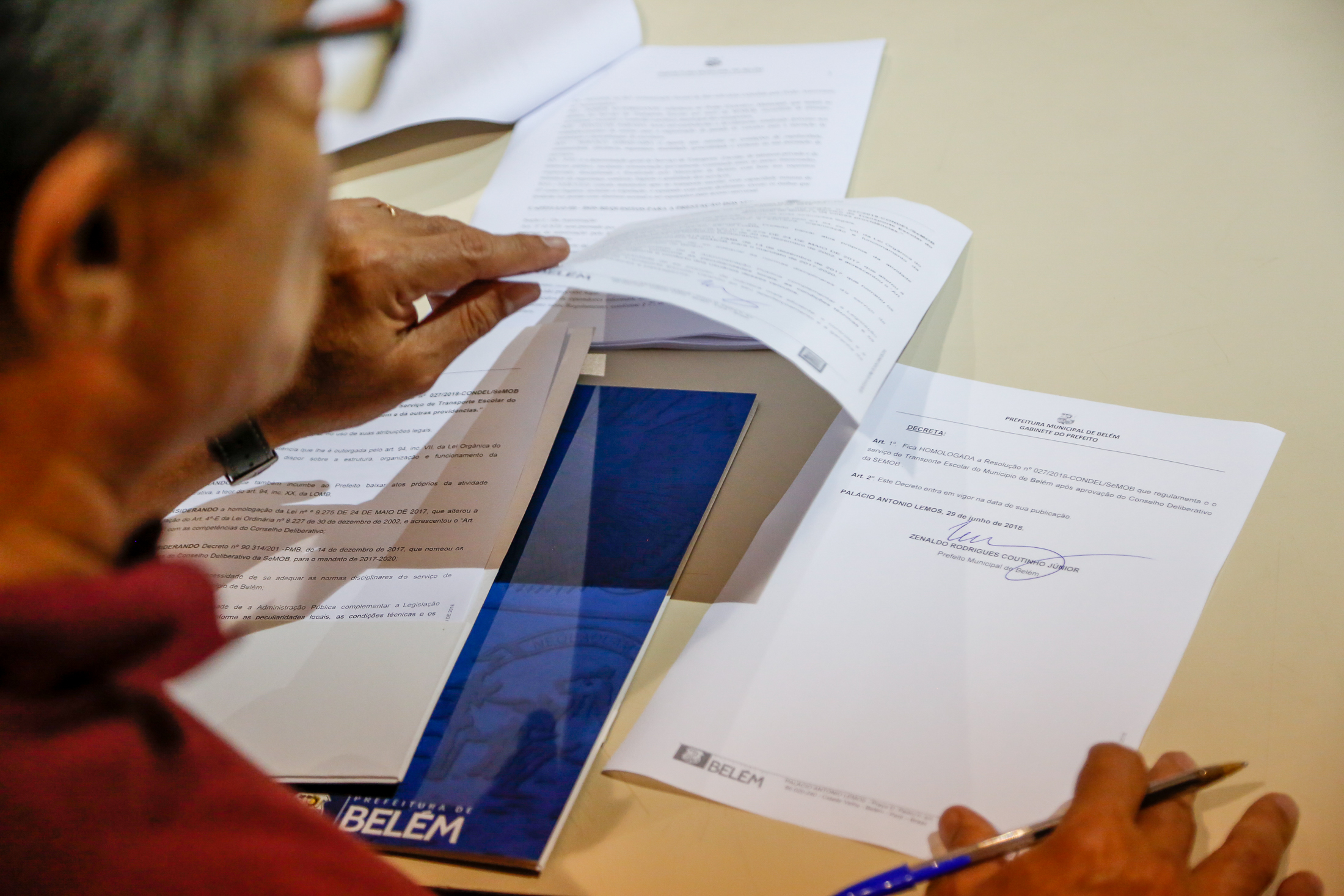Prefeitura de Belém regulamenta transporte escolar com mínimo de sete lugares