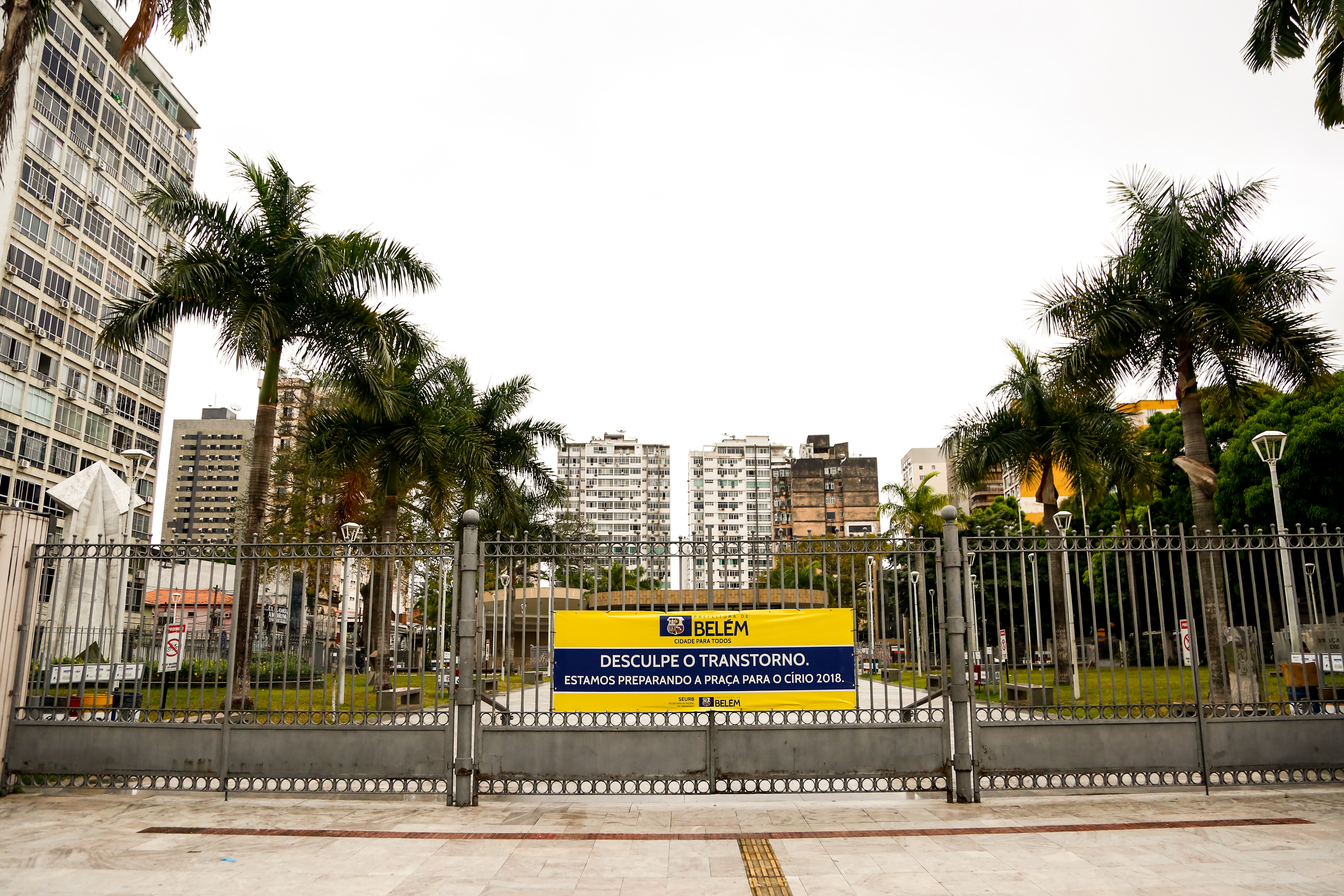 Praça Santuário está isolada para obras de manutenção para o Círio 2018