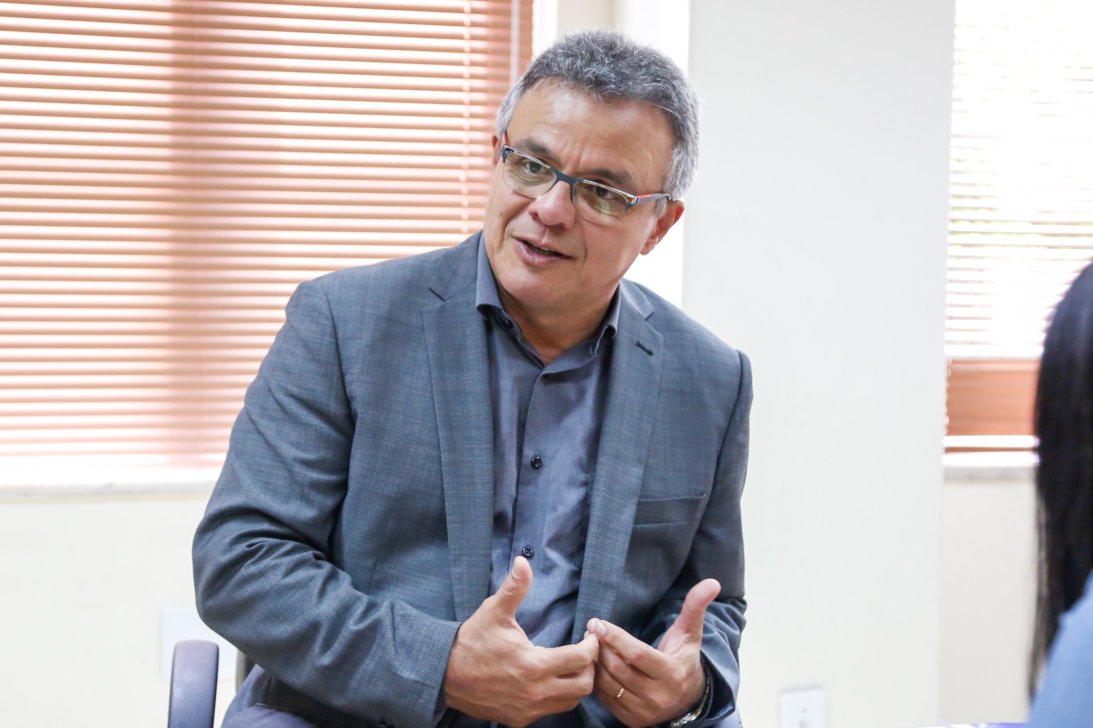 Prefeitura inicia processo de regulamentação do serviço de transporte por aplicativo em Belém