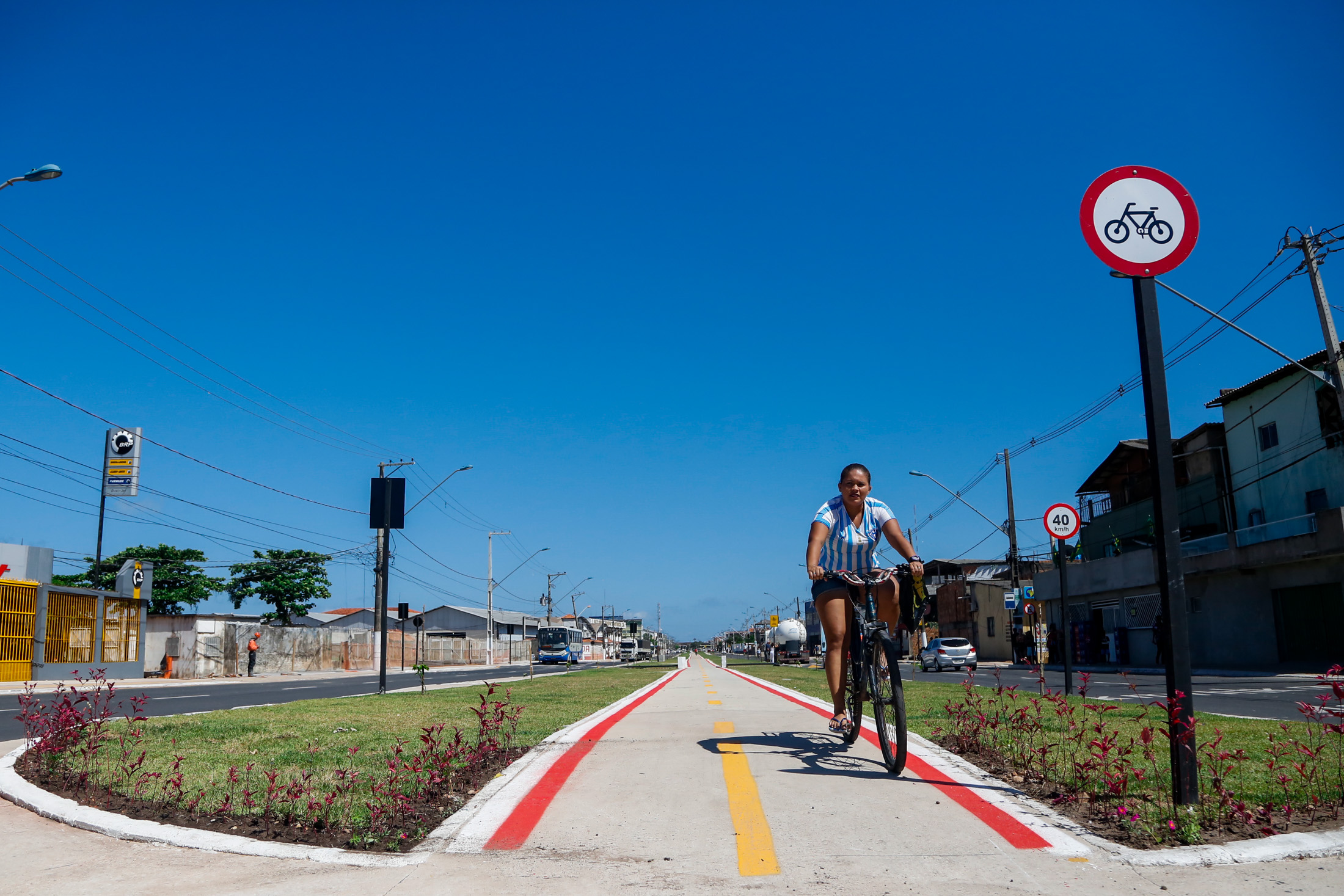 Ciclovias e programa de educação estimulam o uso da bicicleta