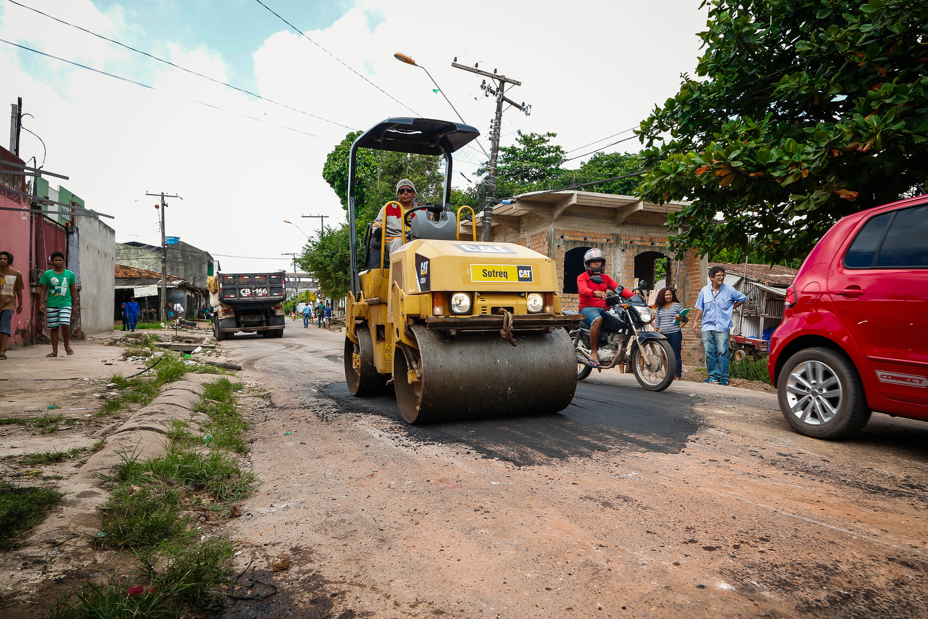 Obras de saneamento beneficiam moradores do Tapanã