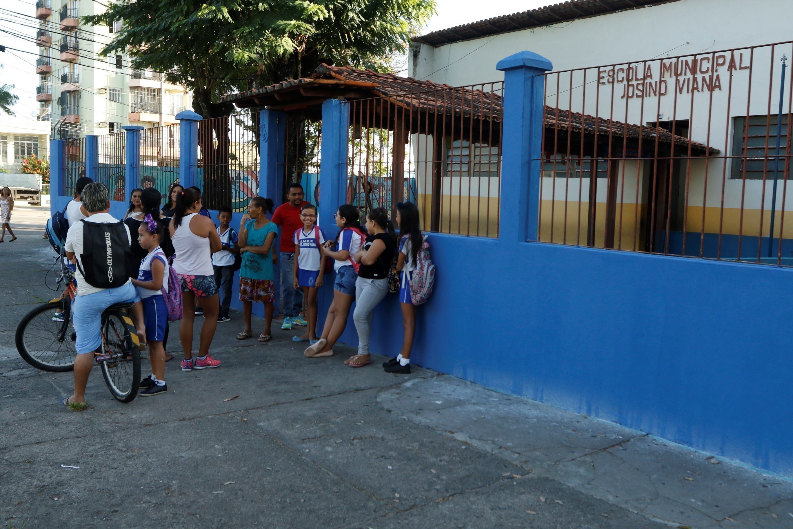 Mais de 70 mil alunos da educação municipal voltaram às aulas nesta quarta