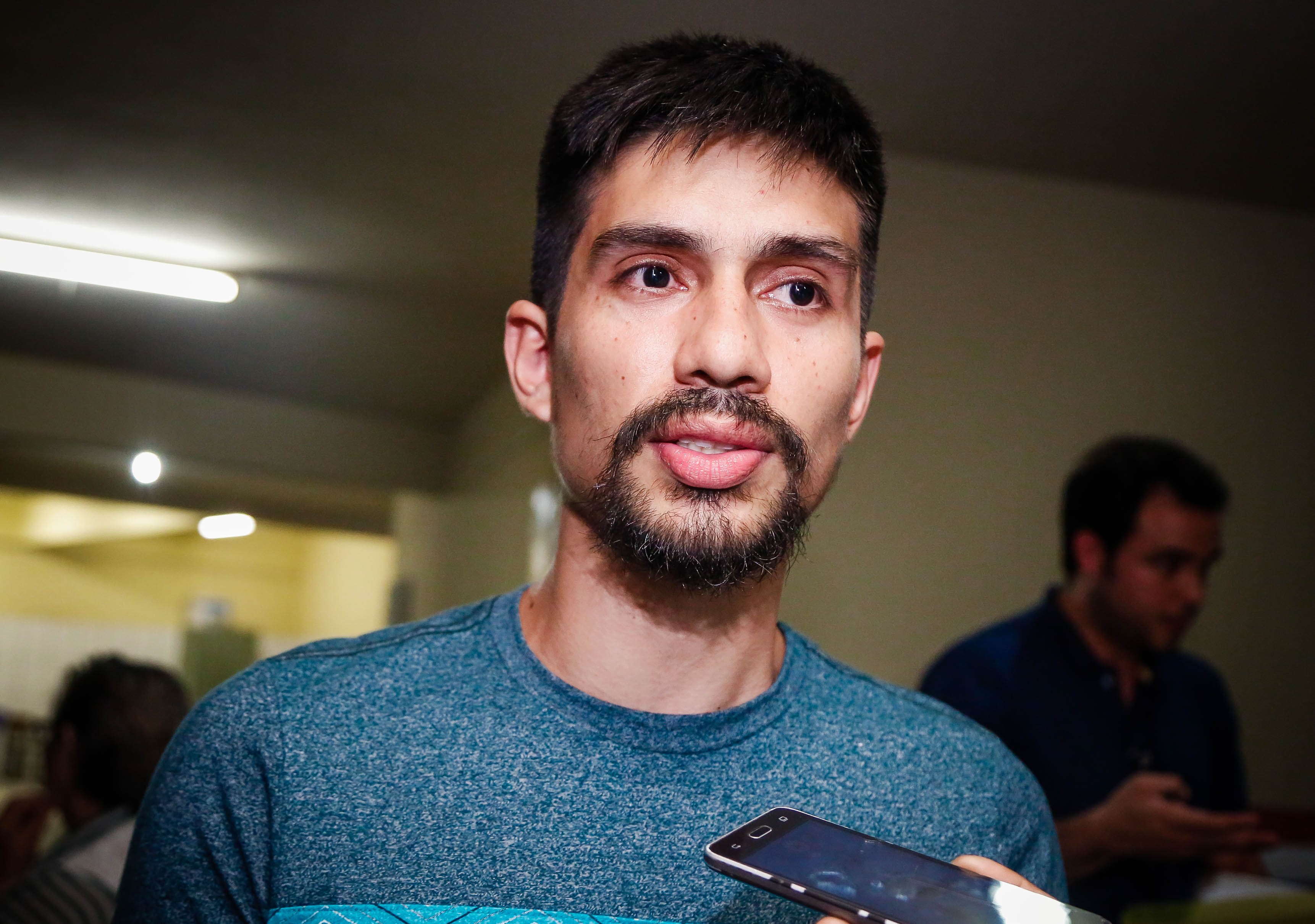 Moradores beneficiados pelo Sanear Belém recebem orientações sobre o Programa Chão Legal