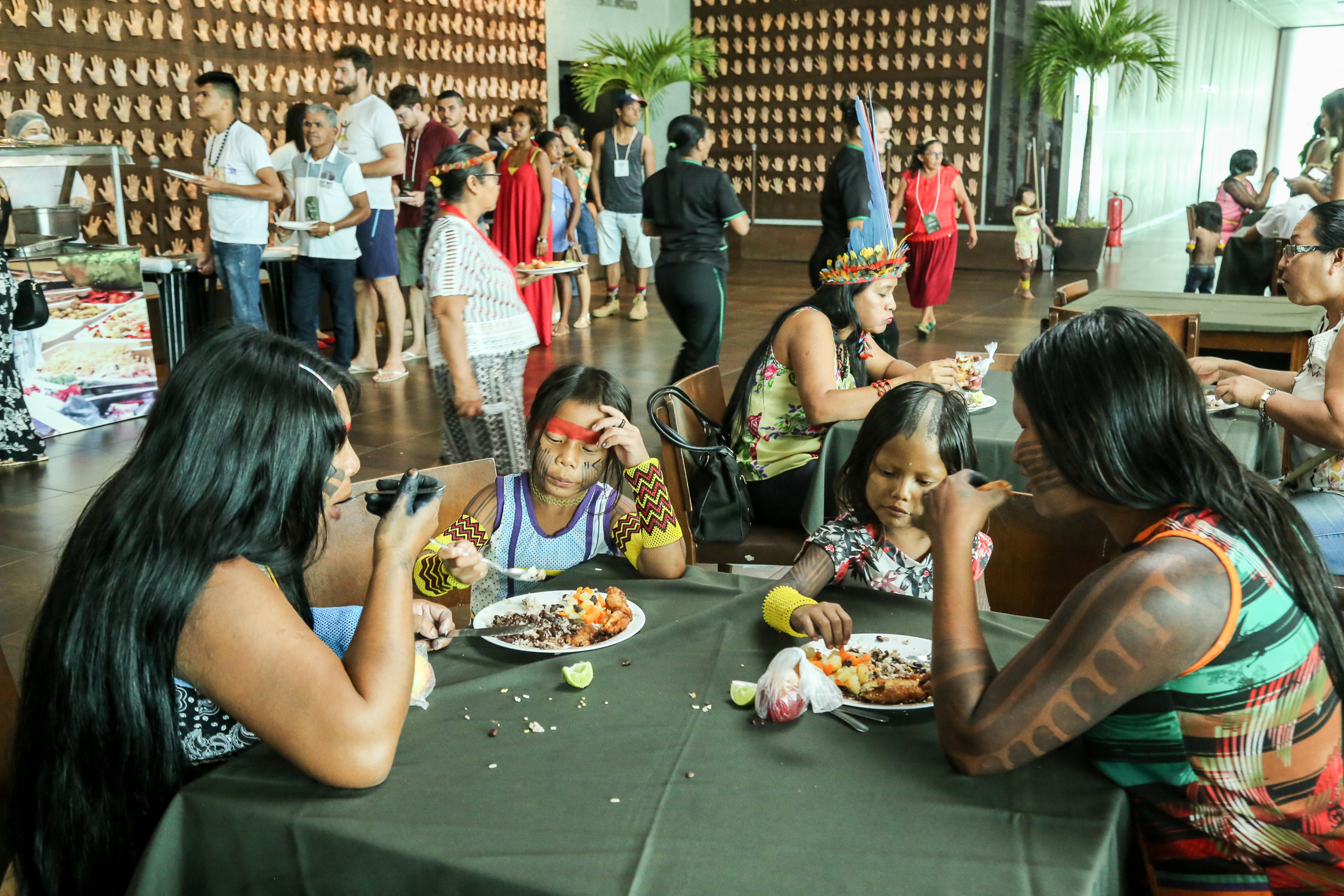 Refeições do Restaurante Popular agradam turistas participantes do Belém+30