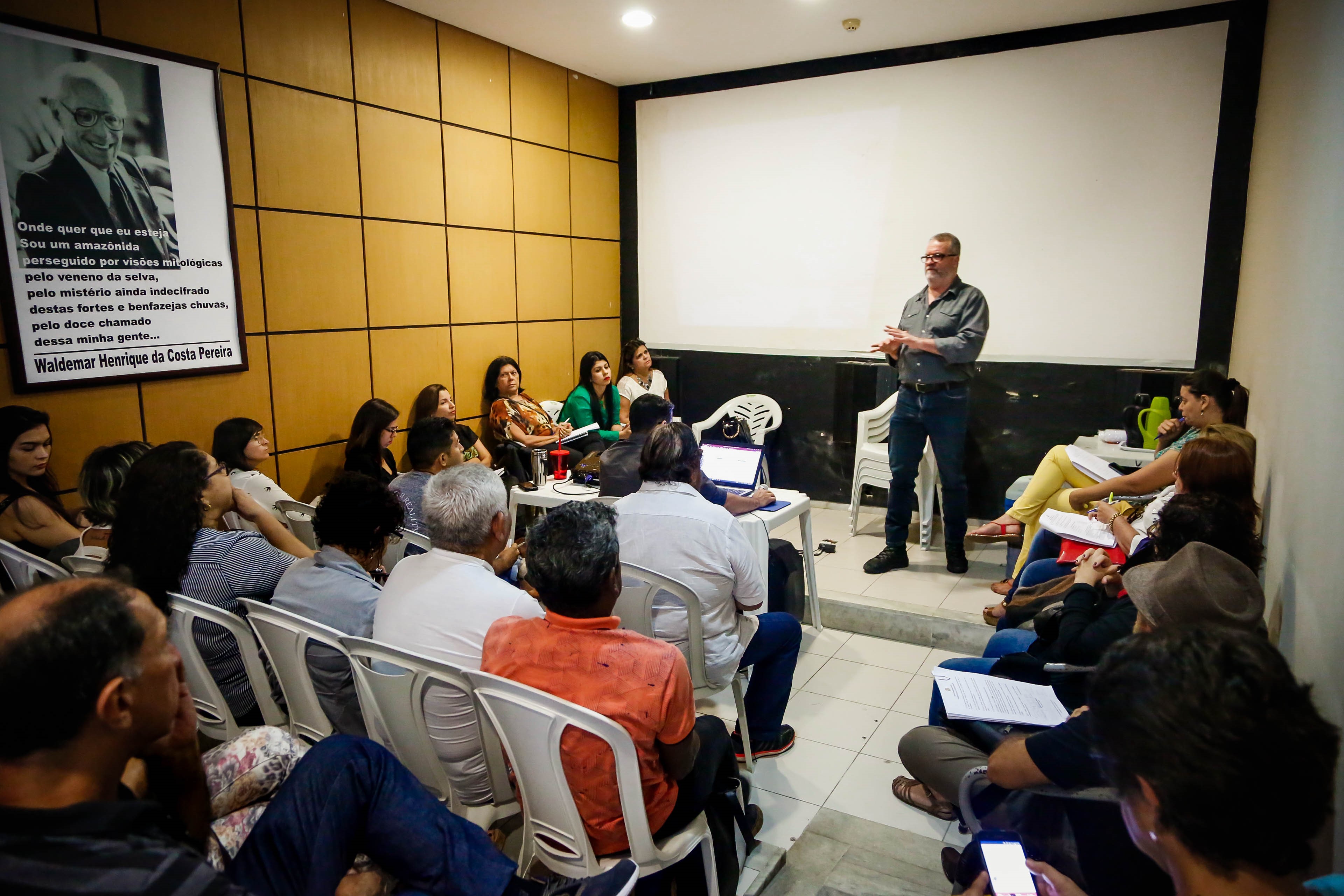 Seminário de capacitação ao edital de cultura da Fumbel tem grande procura e abre novas turmas