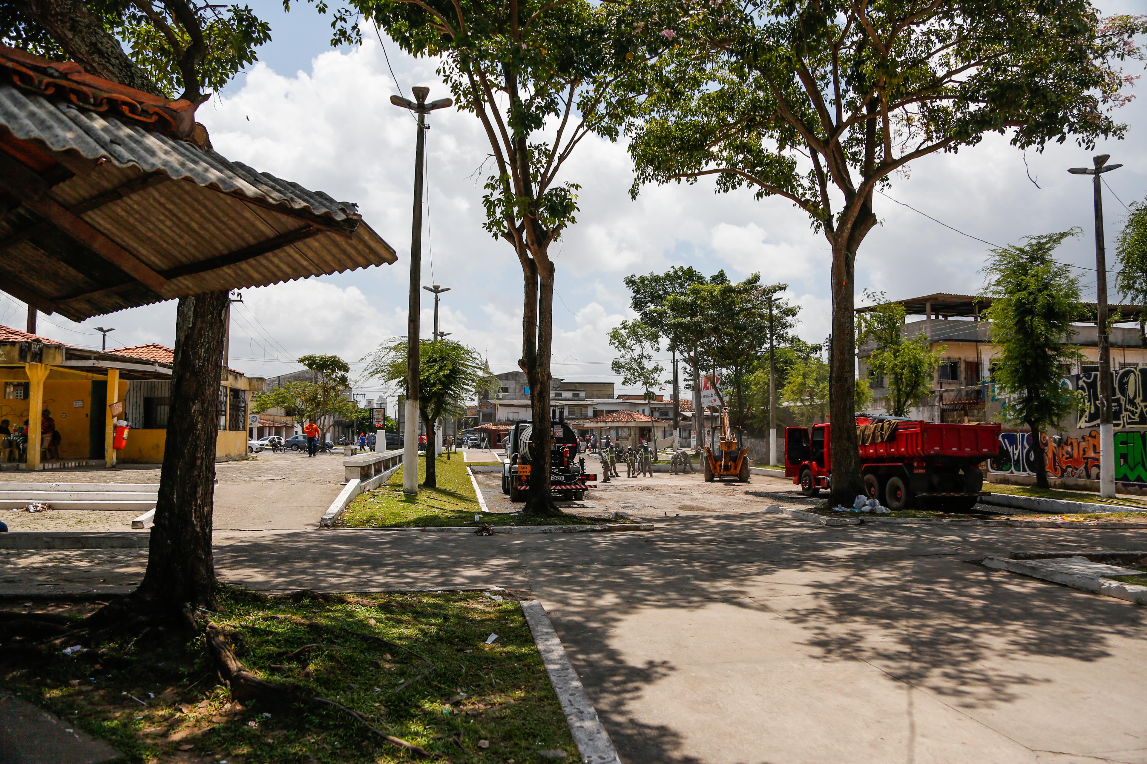 Obras de recuperação e asfaltamento de vias em Belém continuam em ritmo acelerado 