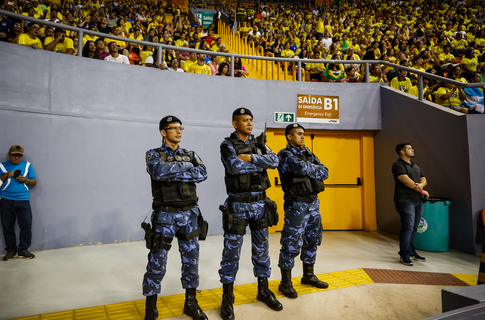 Seleção Brasileira de Vôlei vence Holanda com show da torcida paraense nas arquibancadas
