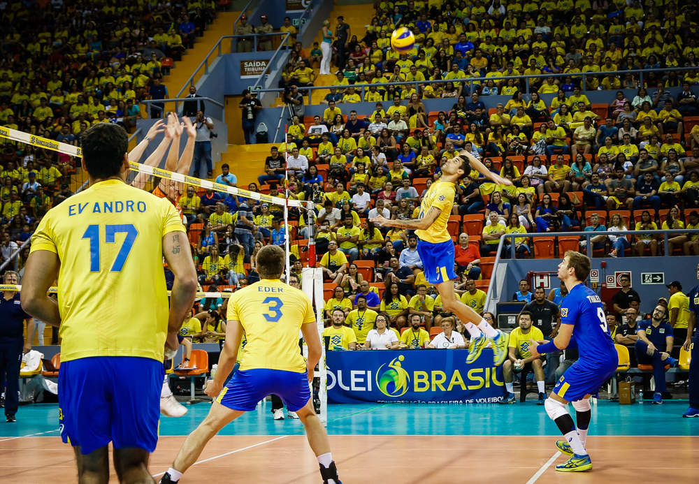 Seleção Brasileira de Vôlei vence Holanda com show da torcida paraense nas arquibancadas