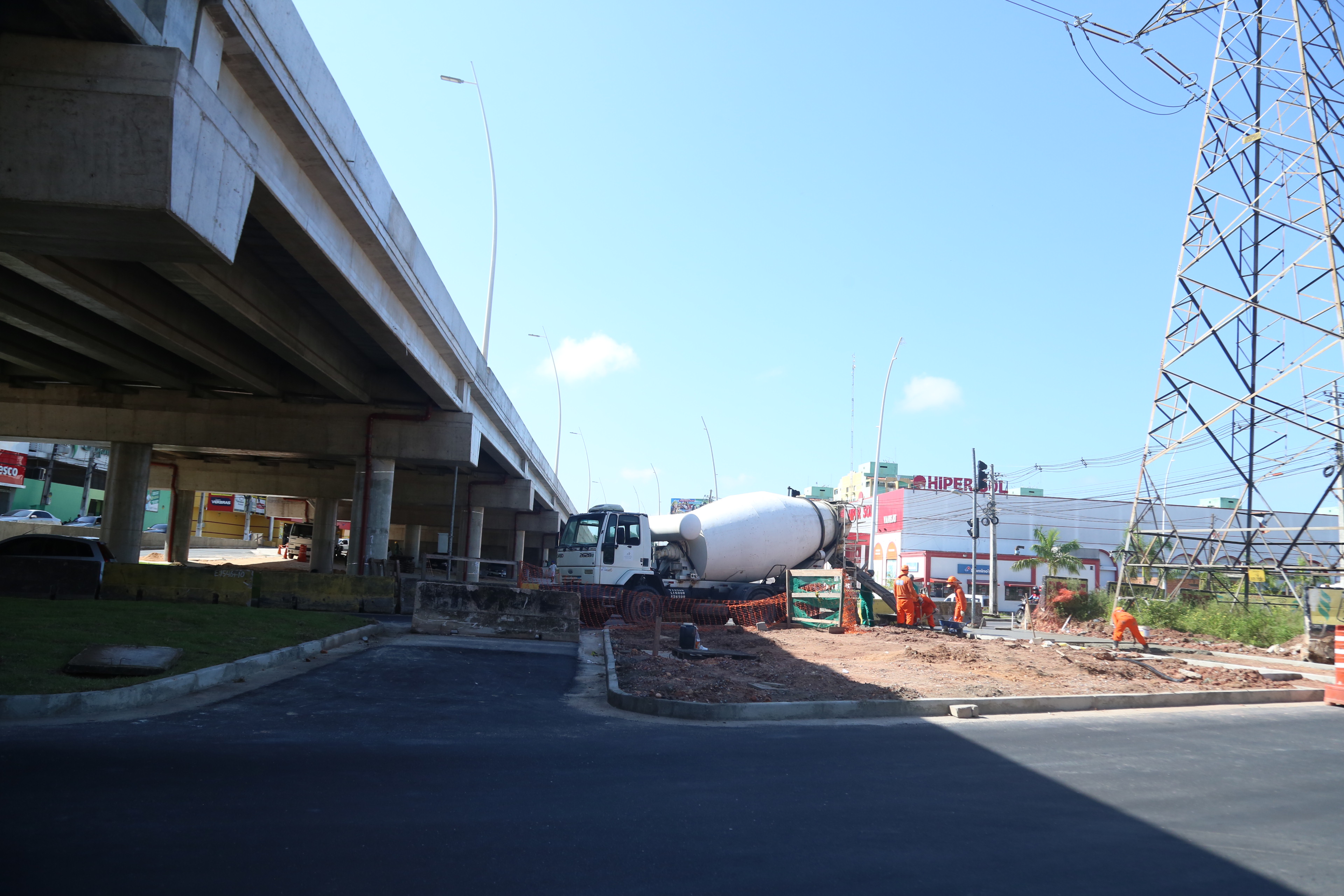 Pistas sob o elevado da Augusto Montenegro voltam ao tráfego normal após rebaixamento