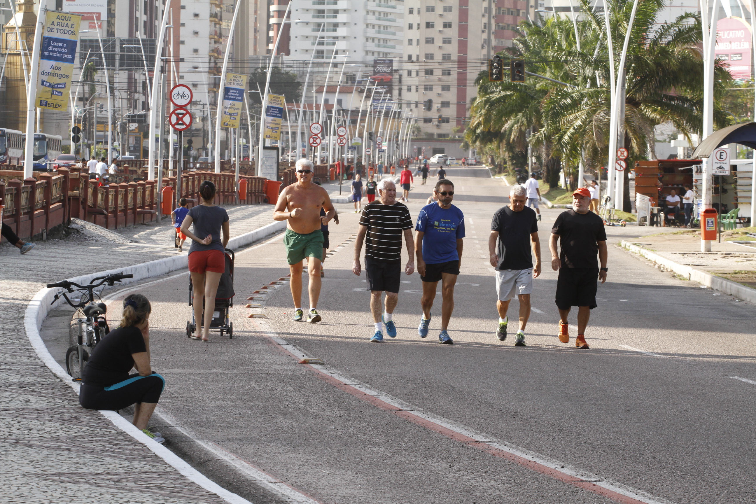 "Rua de Todos" terá duas praças de alimentação e trânsito alterado neste domingo, 09