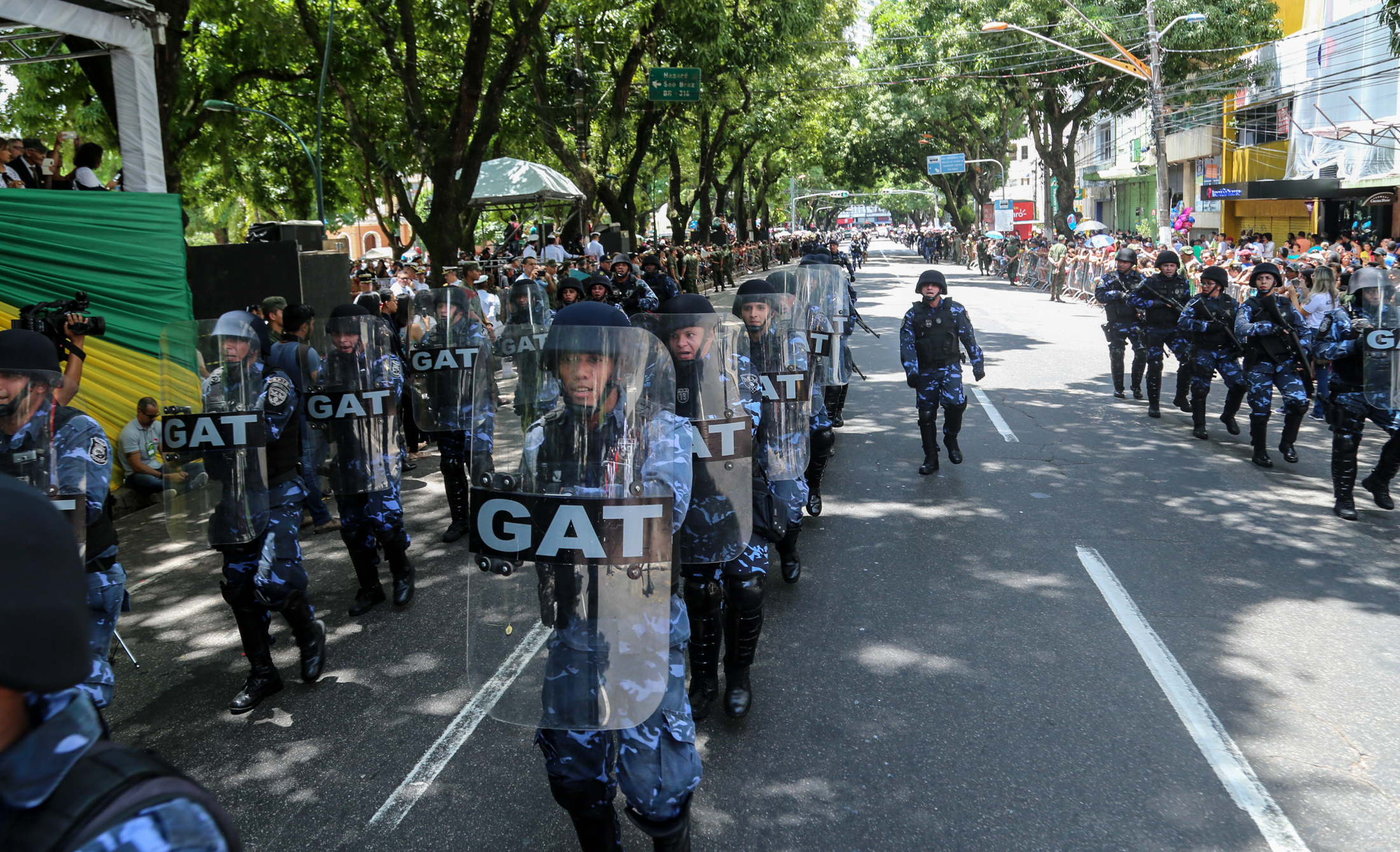 Desfile da Independência do Brasil mobiliza centenas de pessoas em Belém