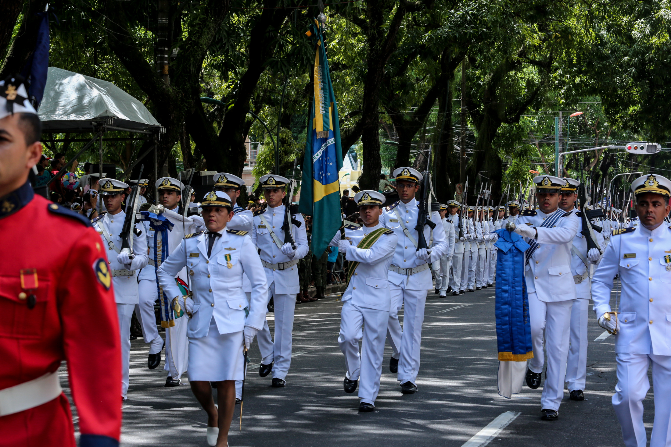 Desfile da Independência do Brasil mobiliza centenas de pessoas em Belém