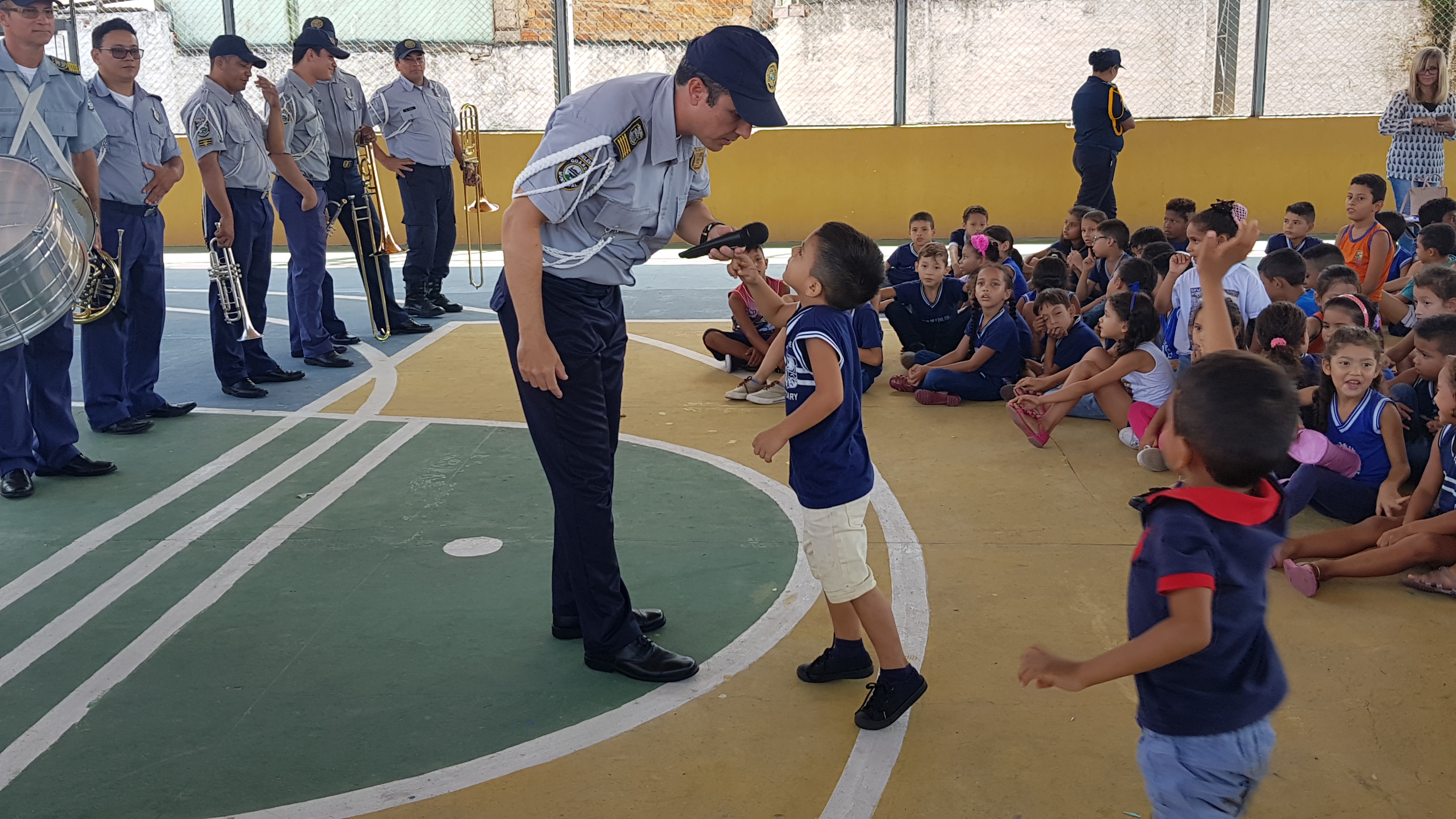 Alunos da Condor recebem projeto “Guarda Amigo da Escola”