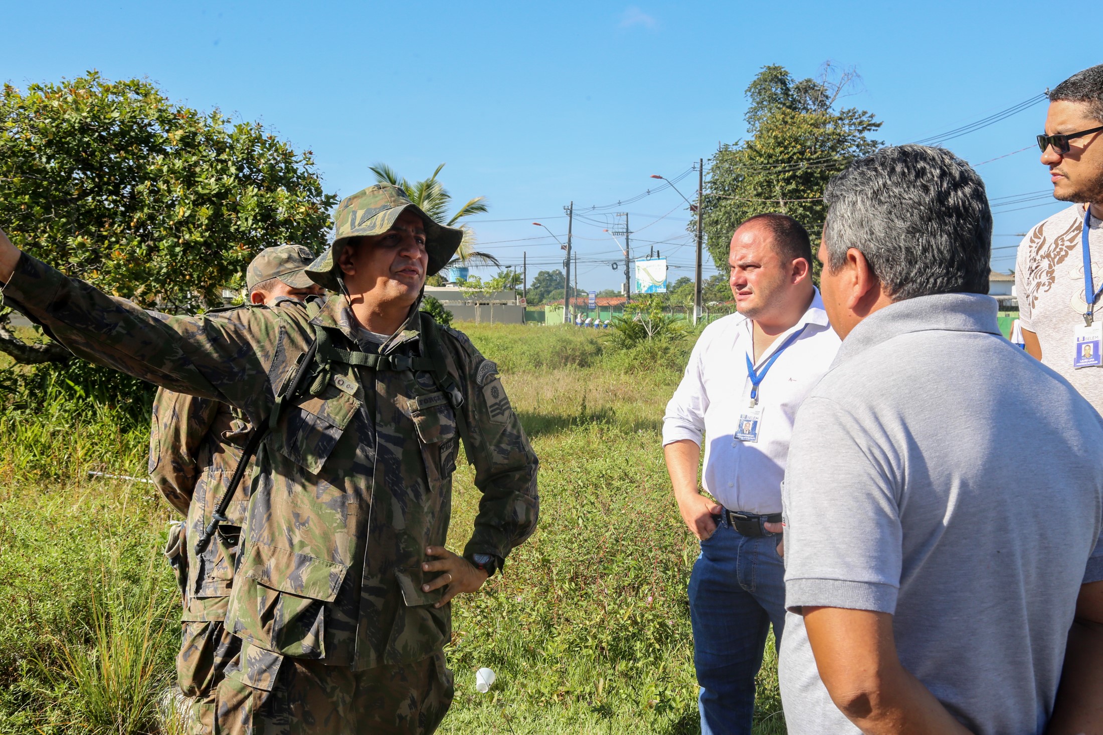 Prefeitura realiza mutirão de limpeza em parceria com as Forças Armadas e Infraero