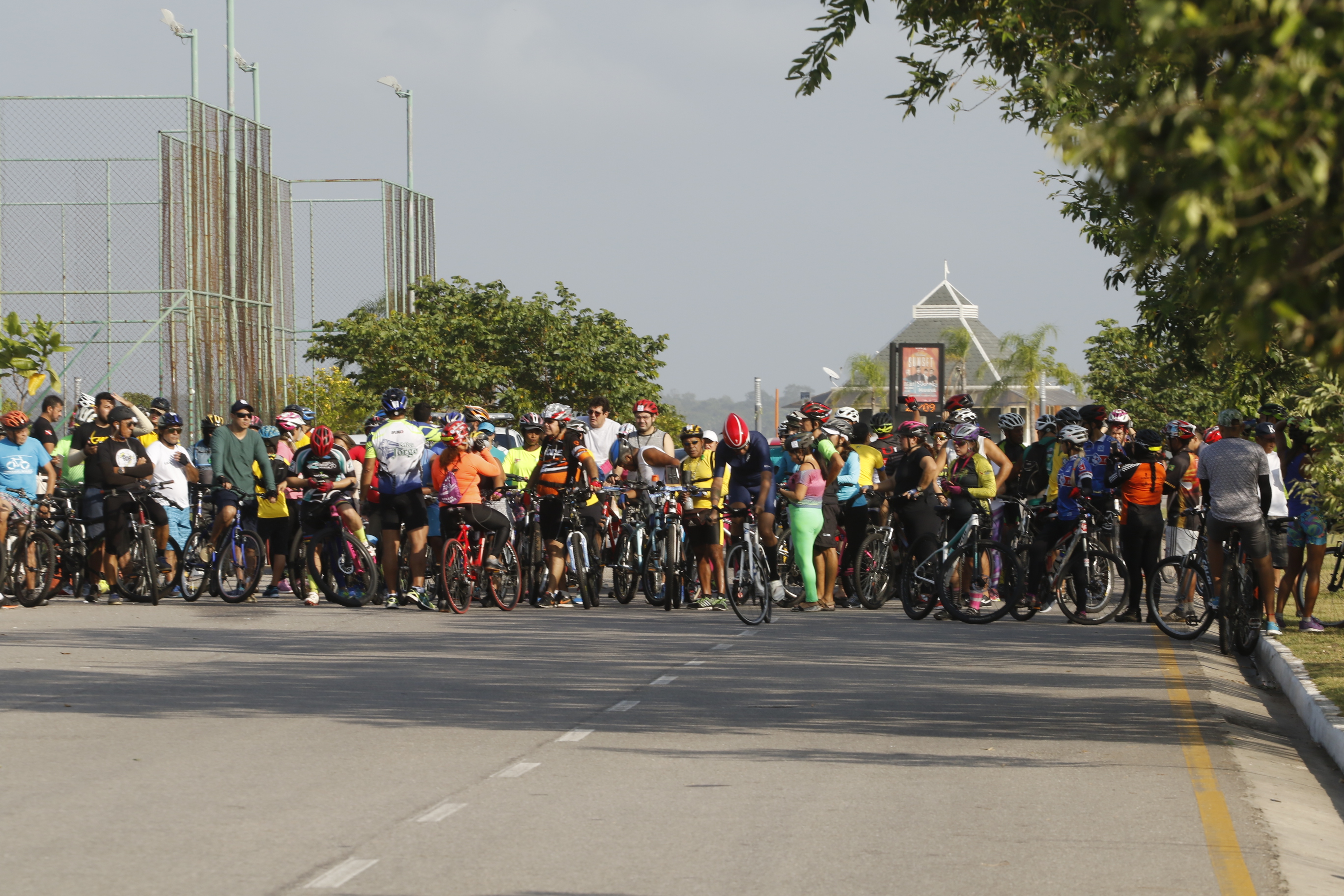 Dia Mundial Sem Carro é celebrado com passeio ciclístico e blitz educativa