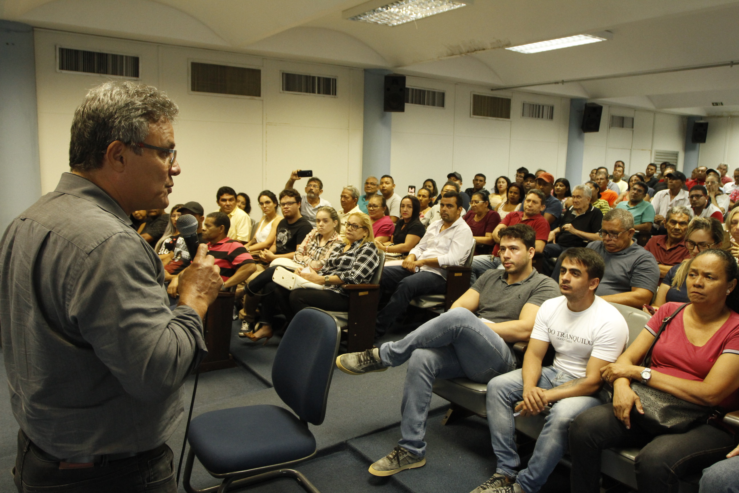 Prefeitura de Belém apresenta laudo da coleta do açaí e reconhece vendedores