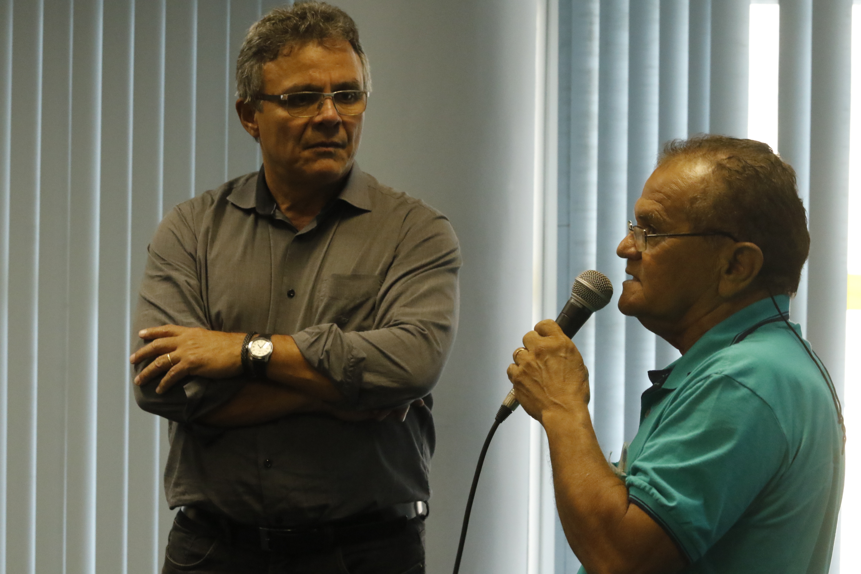 Prefeitura de Belém apresenta laudo da coleta do açaí e reconhece vendedores