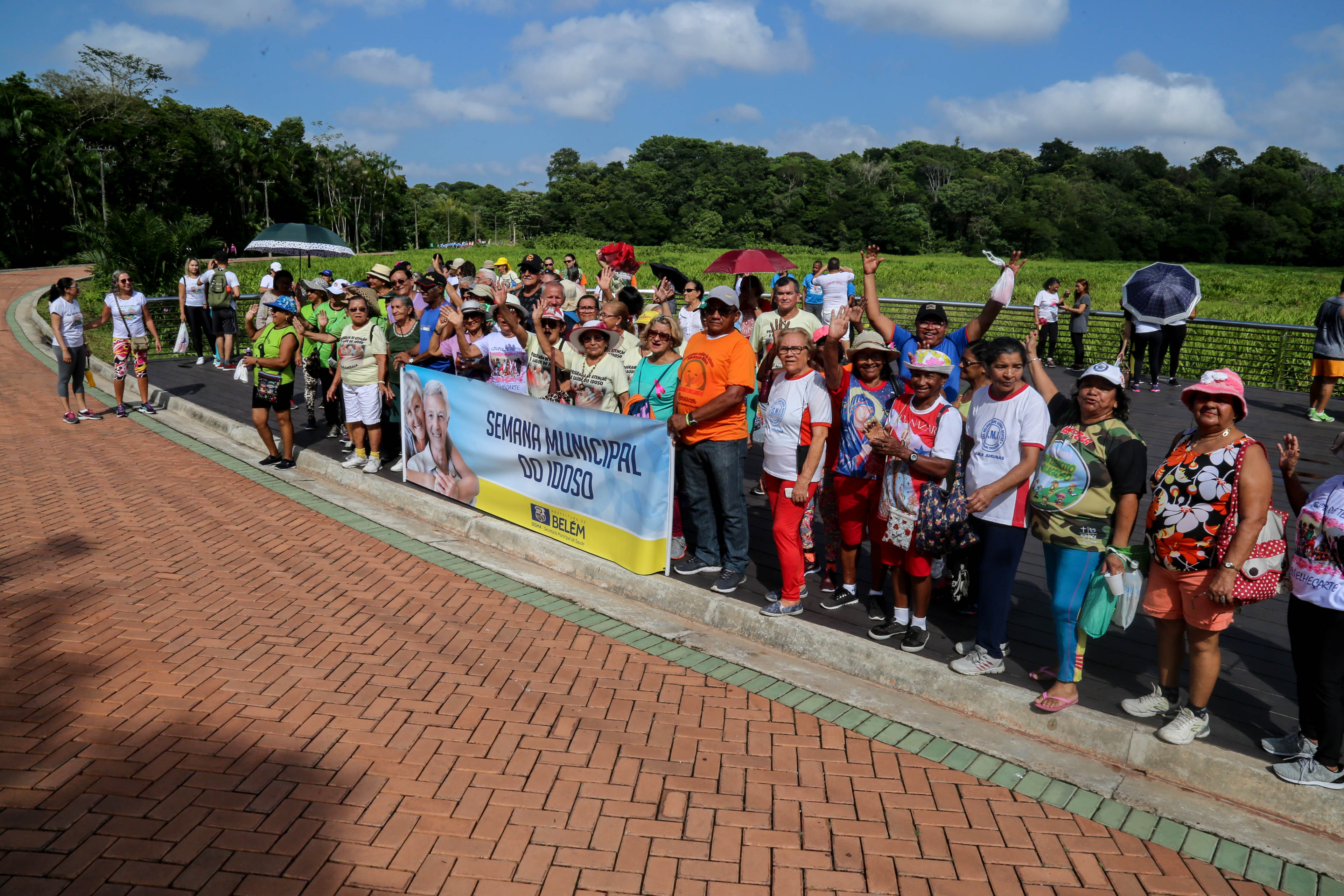 Semana Municipal do Idoso encerra com caminhada no Parque do Utinga
