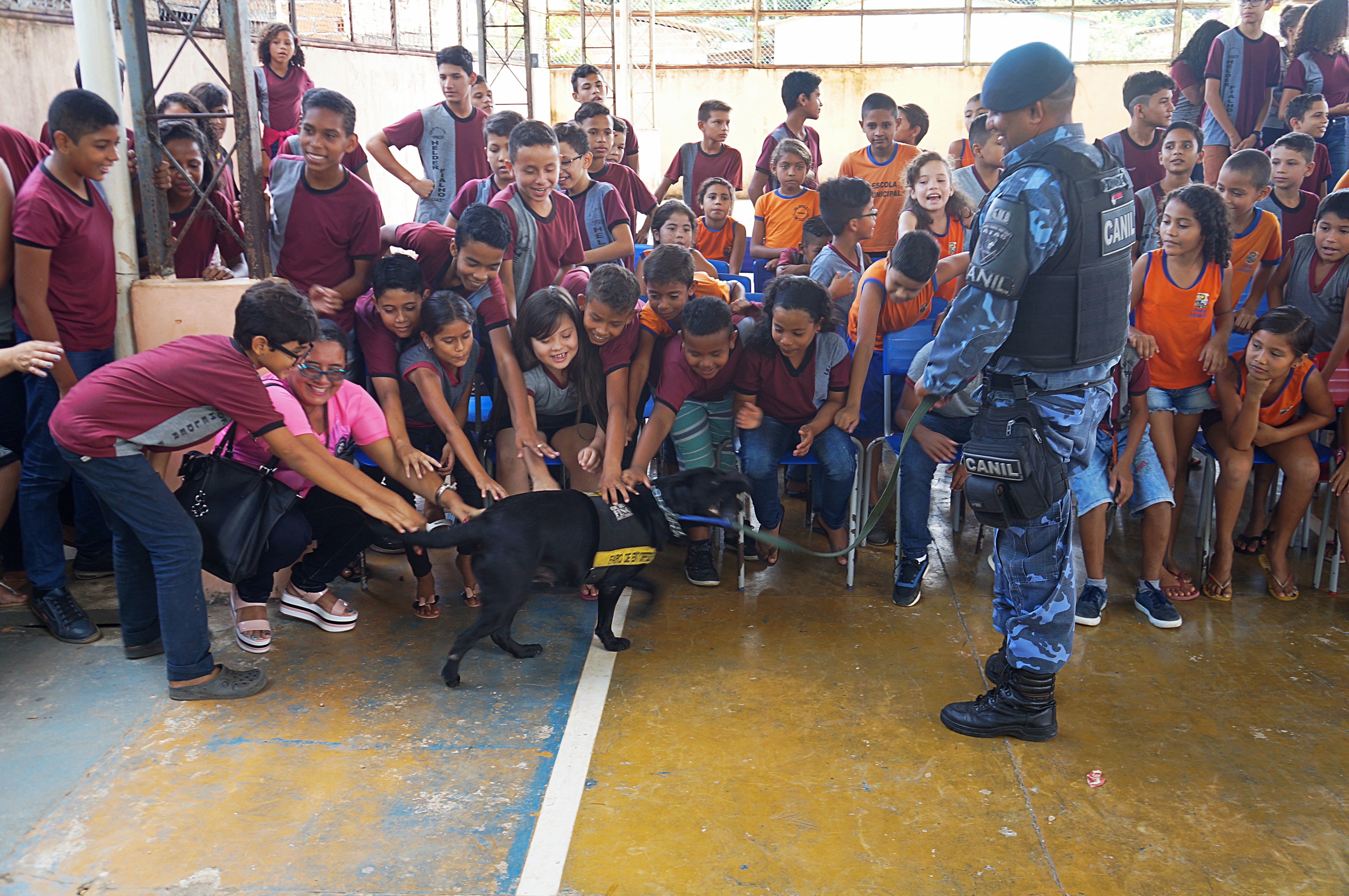 "Guarda Amigo da Escola" realiza ação em escola de Outeiro