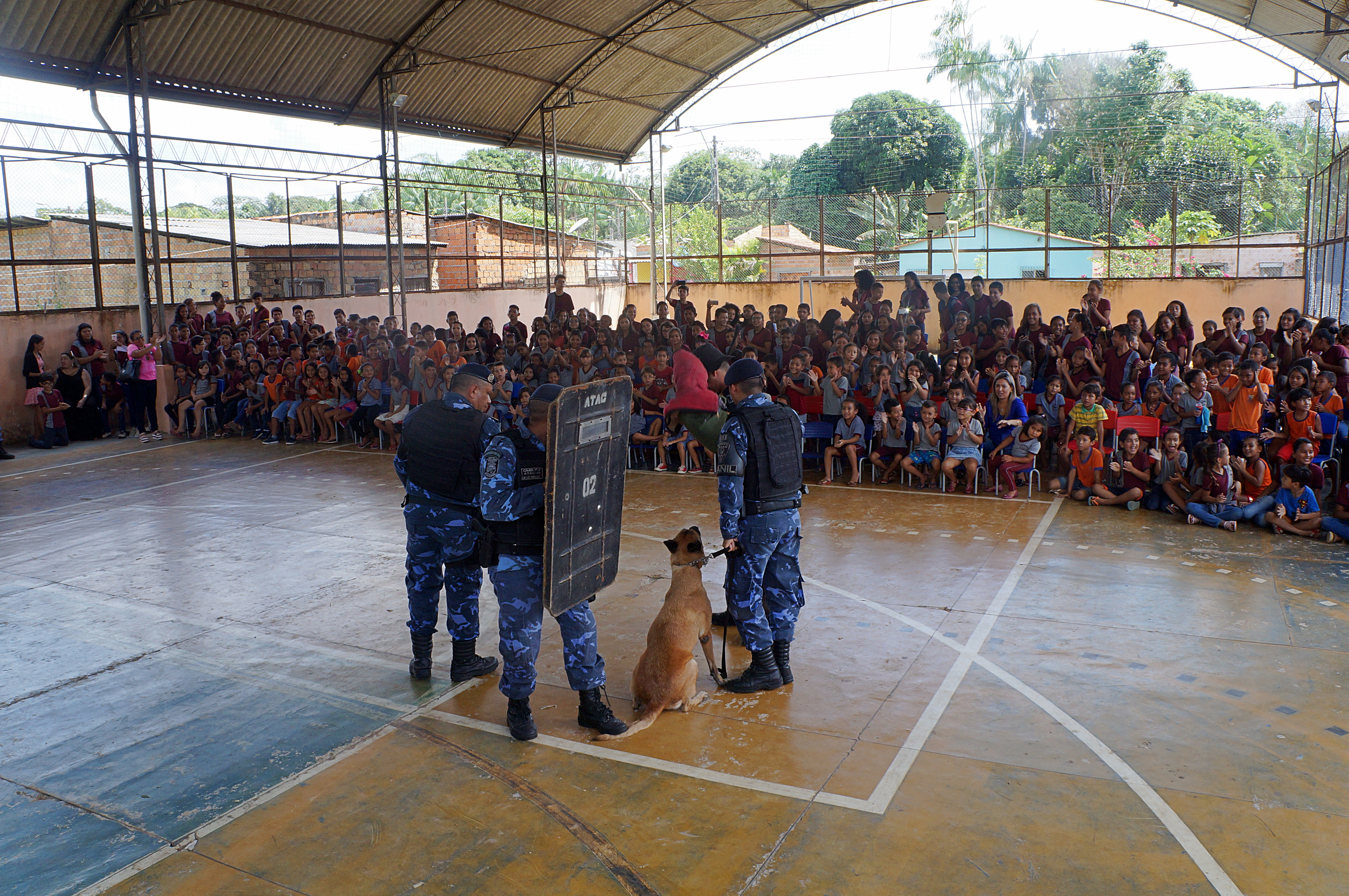 "Guarda Amigo da Escola" realiza ação em escola de Outeiro