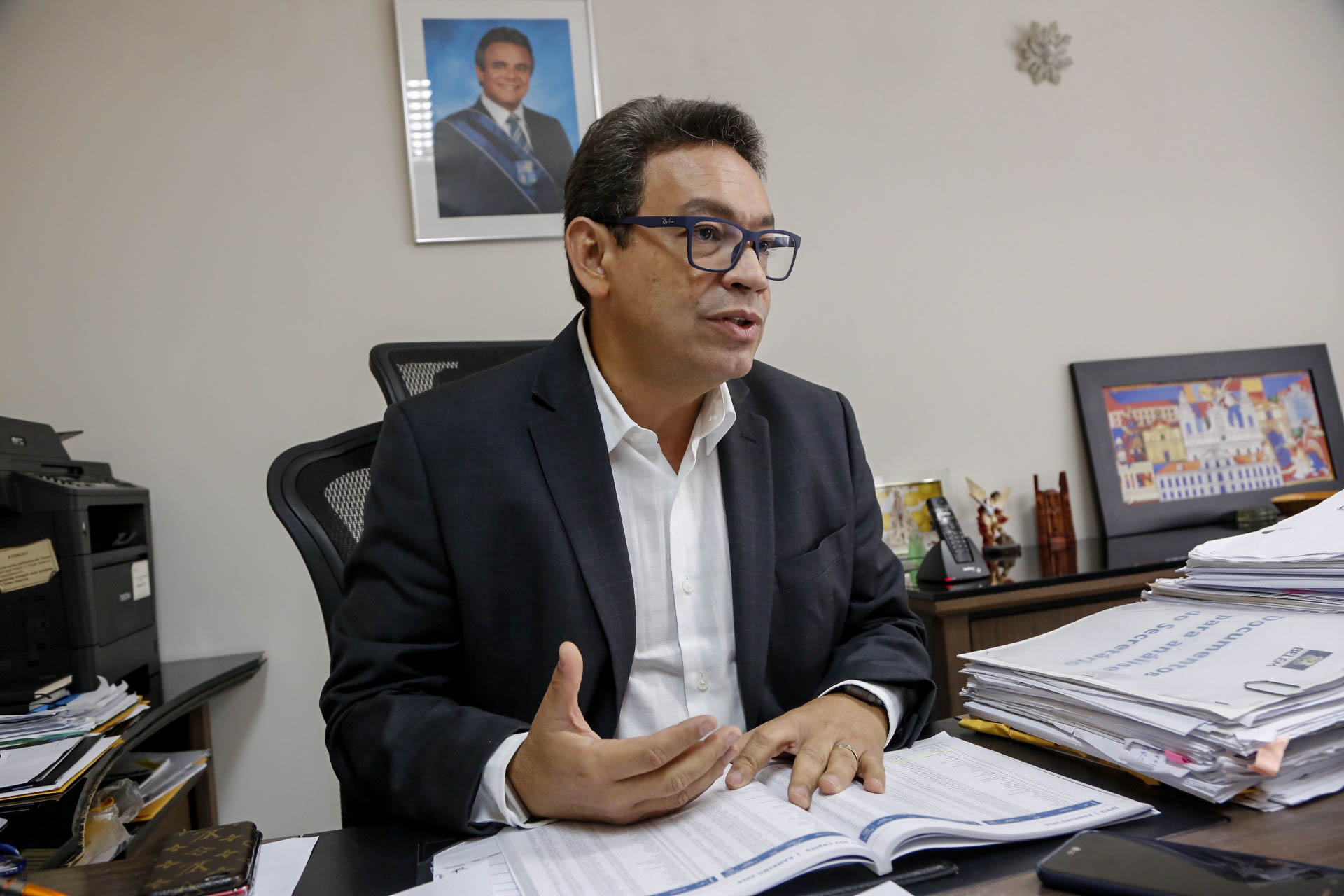 Prefeitura de Belém antecipa parte do 13º e injeta mais de R$ 35 milhões na economia