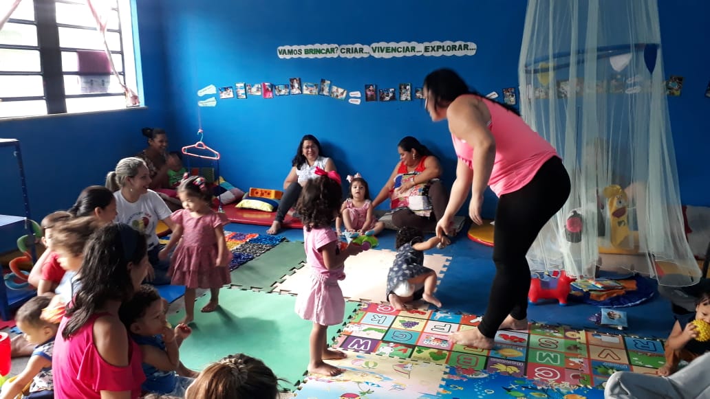 Prefeitura promove palestras de educação e cuidados com o bebê