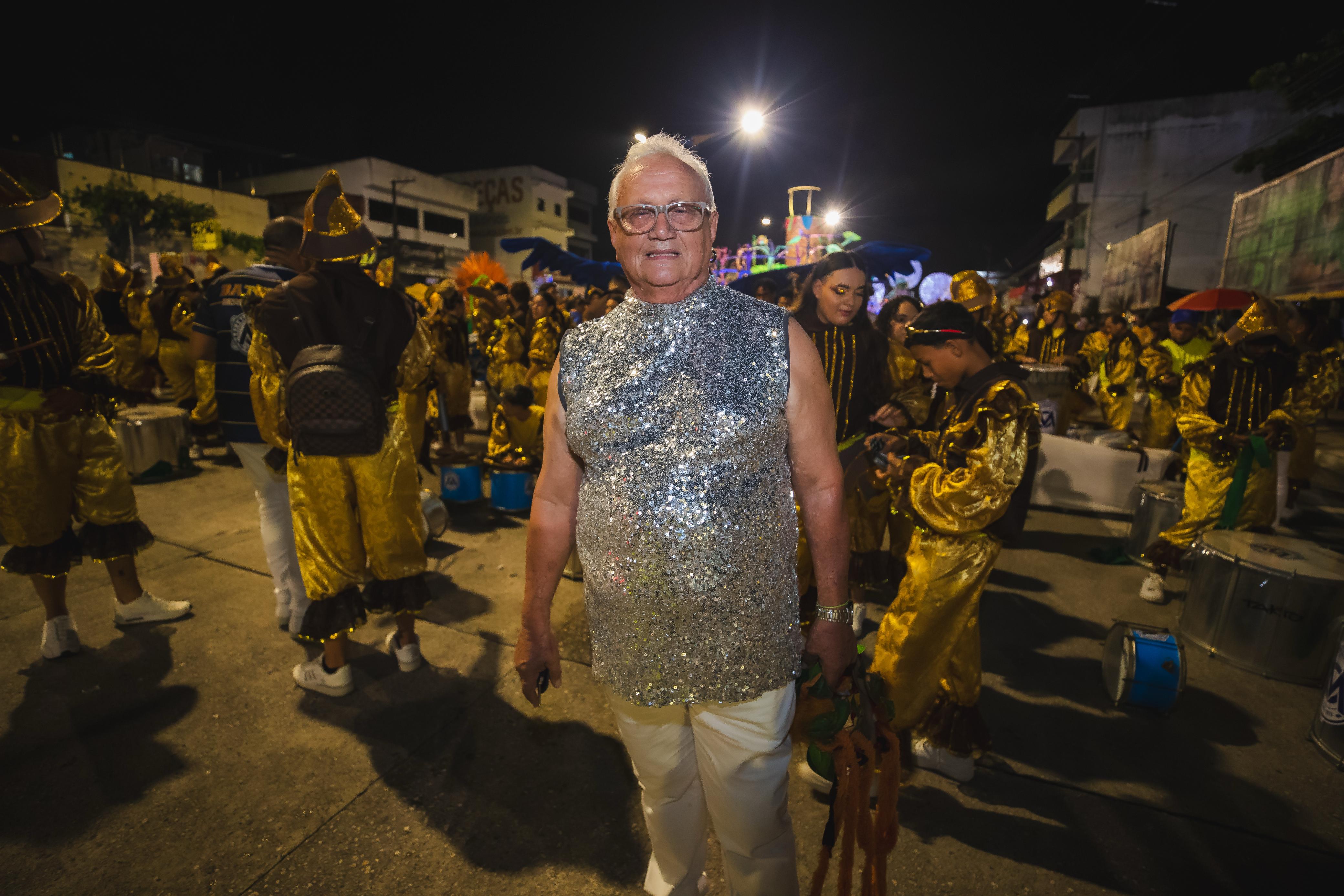 Mocidade Olariense abre Carnaval com guerreiras da Amazônia