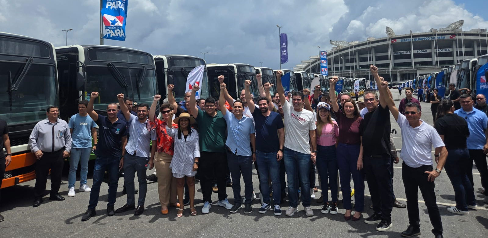 Renovação histórica: prefeito Igor entrega 300 novos ônibus em Belém