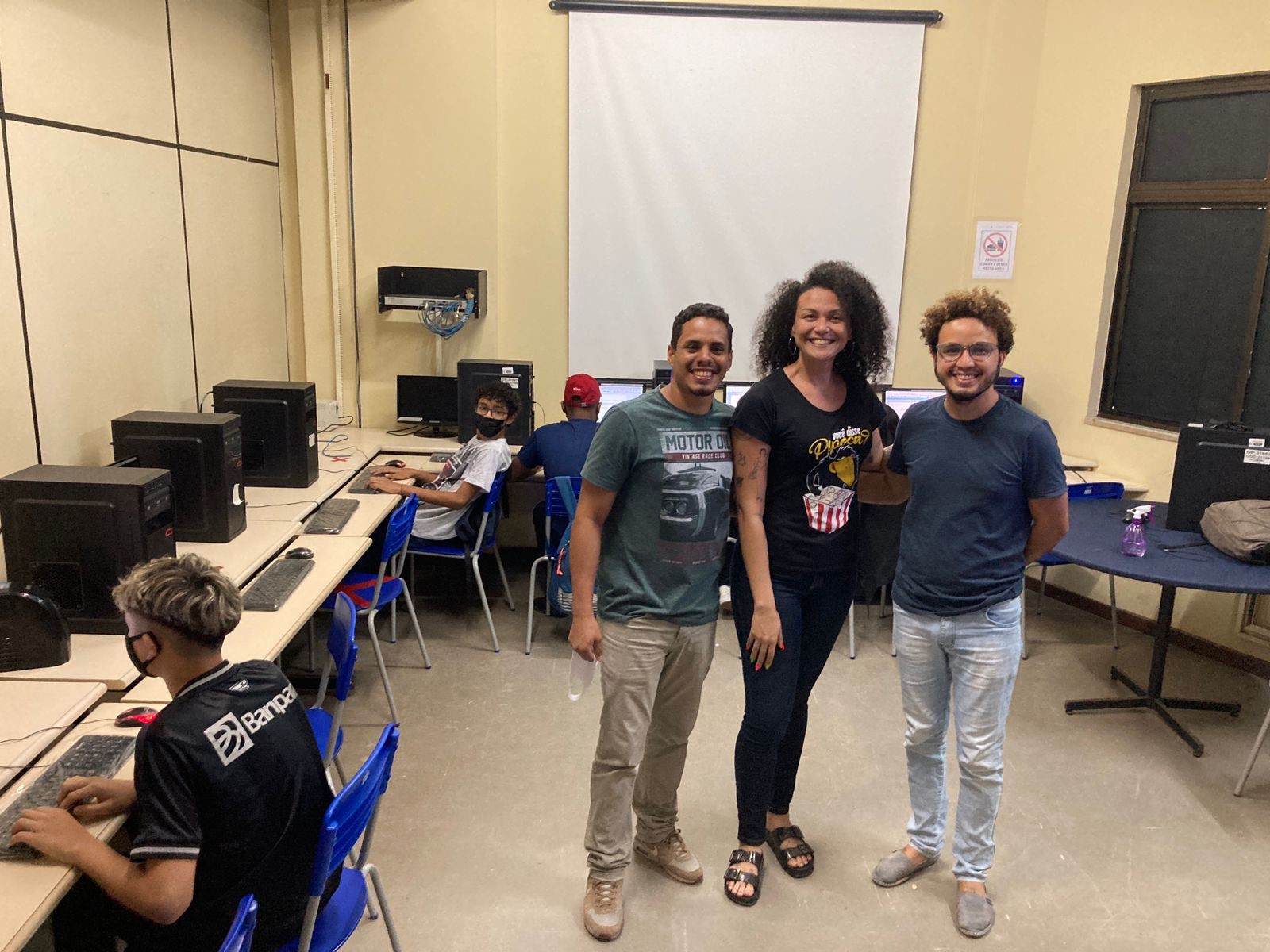 Ensino público municipal leva experiências digitais para sala de aula