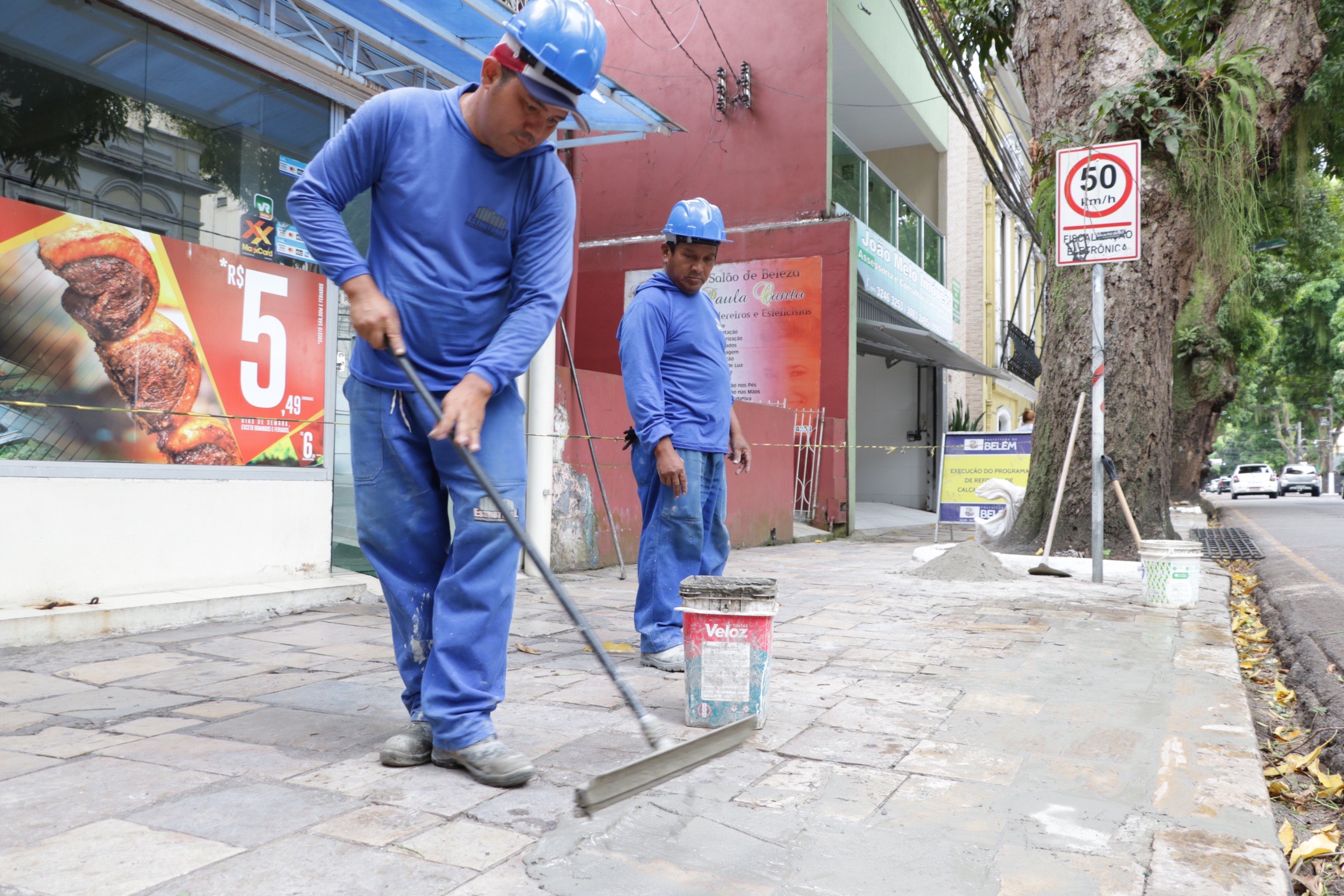 Calçada regular é um dever conjunto entre a população e o poder público