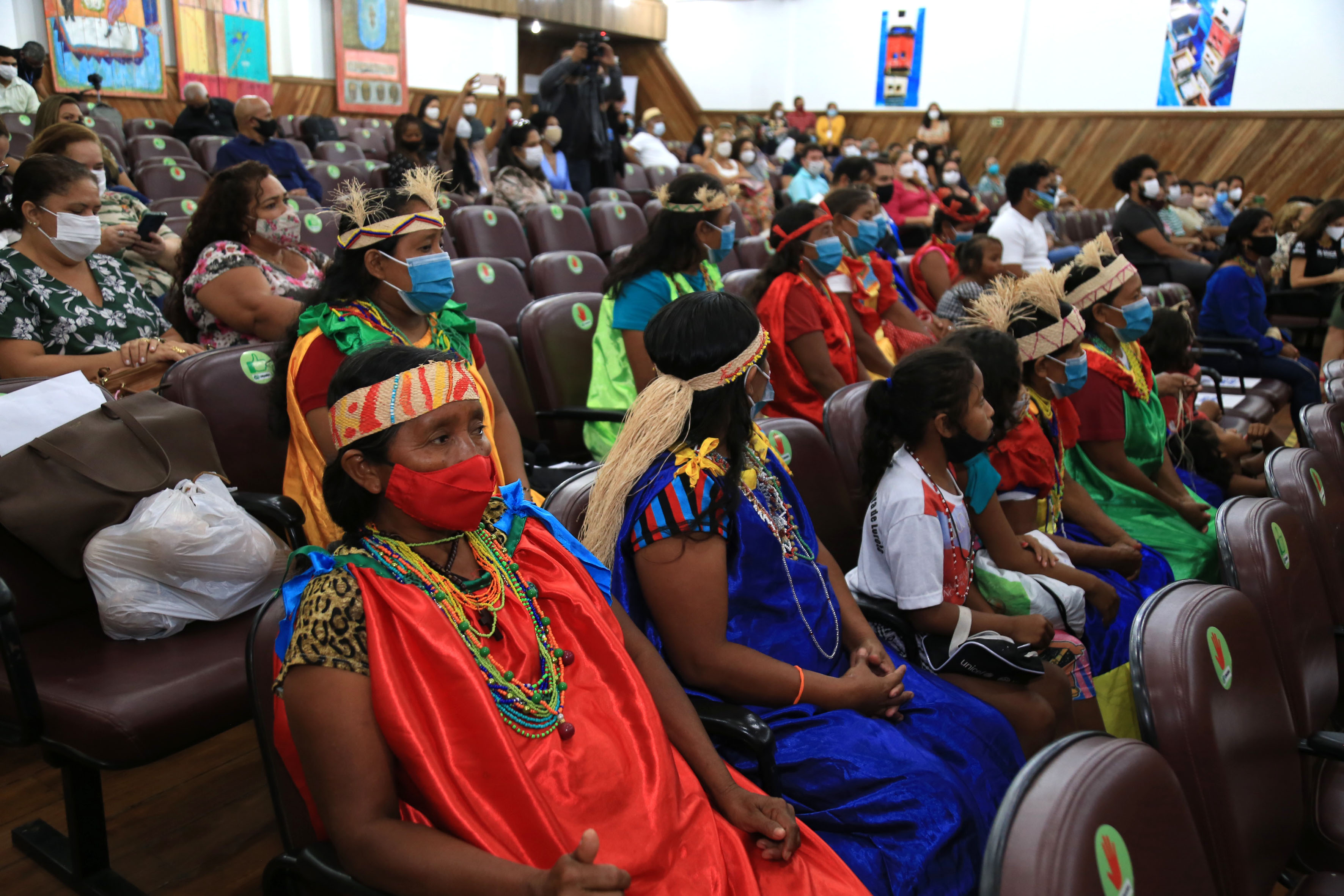 Primeiro casamento homoafetivo entre indígenas Warao reforça política municipal de acolhimento a imigrantes 