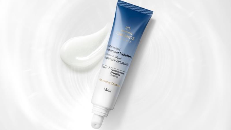Natura Chronos Derma lança balm labial reparador com hidratação imediata
